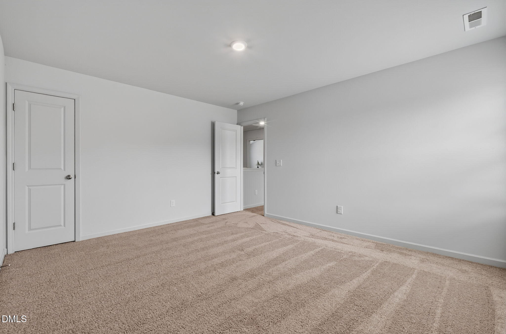 19 Rockwater Way Property Photo 17