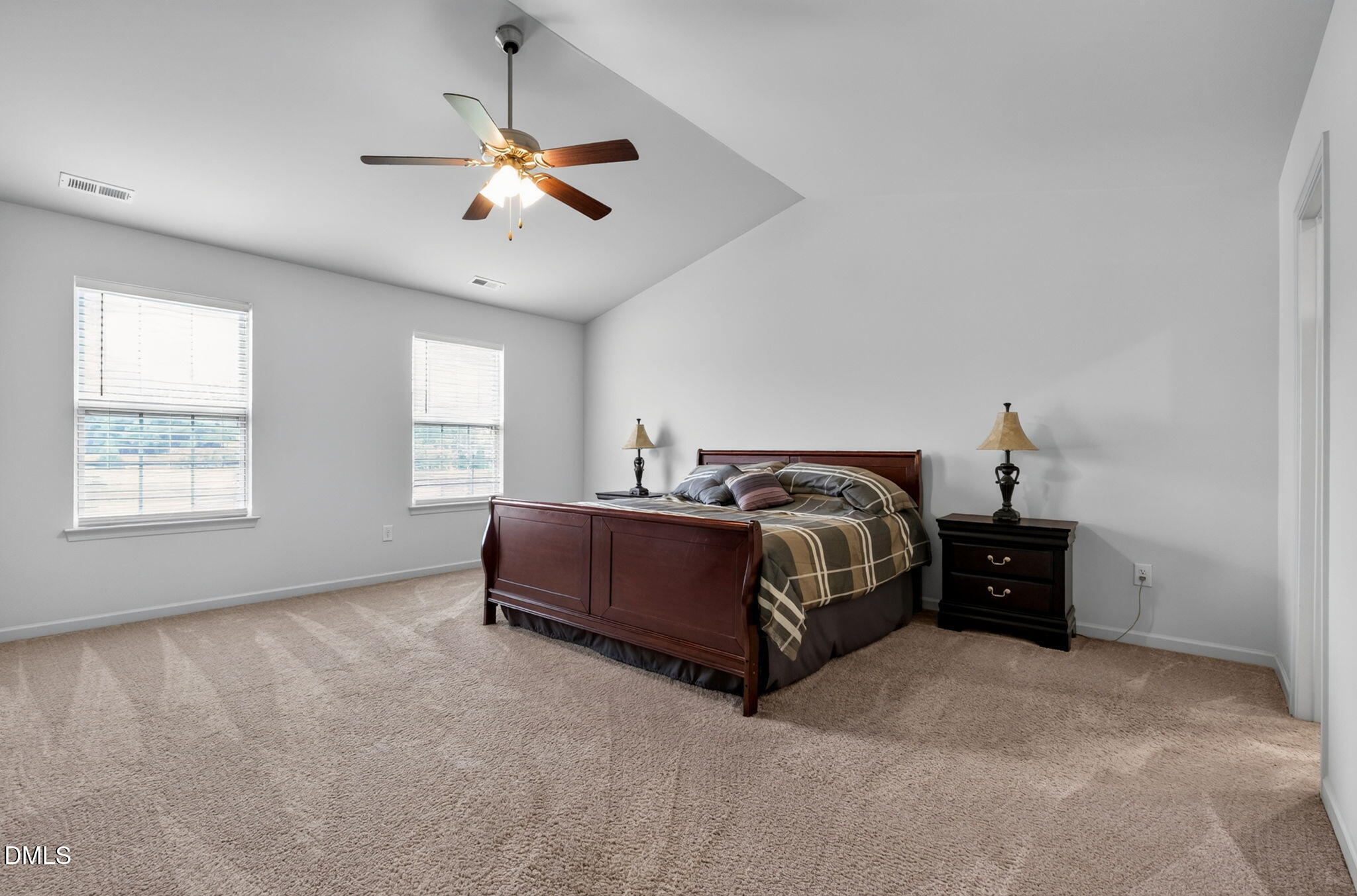 19 Rockwater Way Property Photo 18