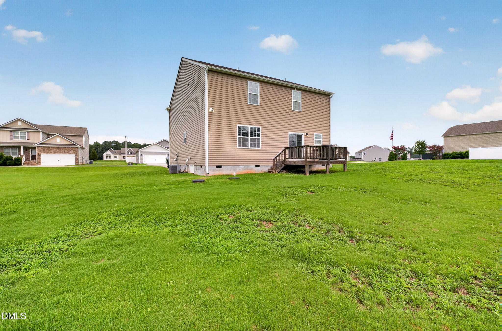 19 Rockwater Way Property Photo 32