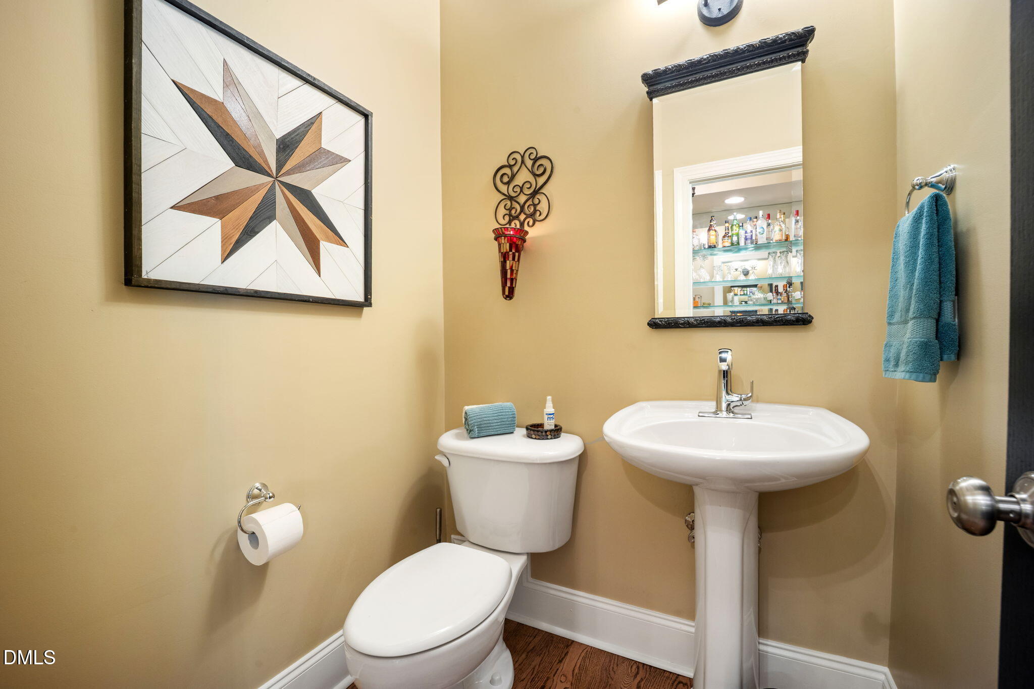 317 Sunset Grove Drive Property Photo 10