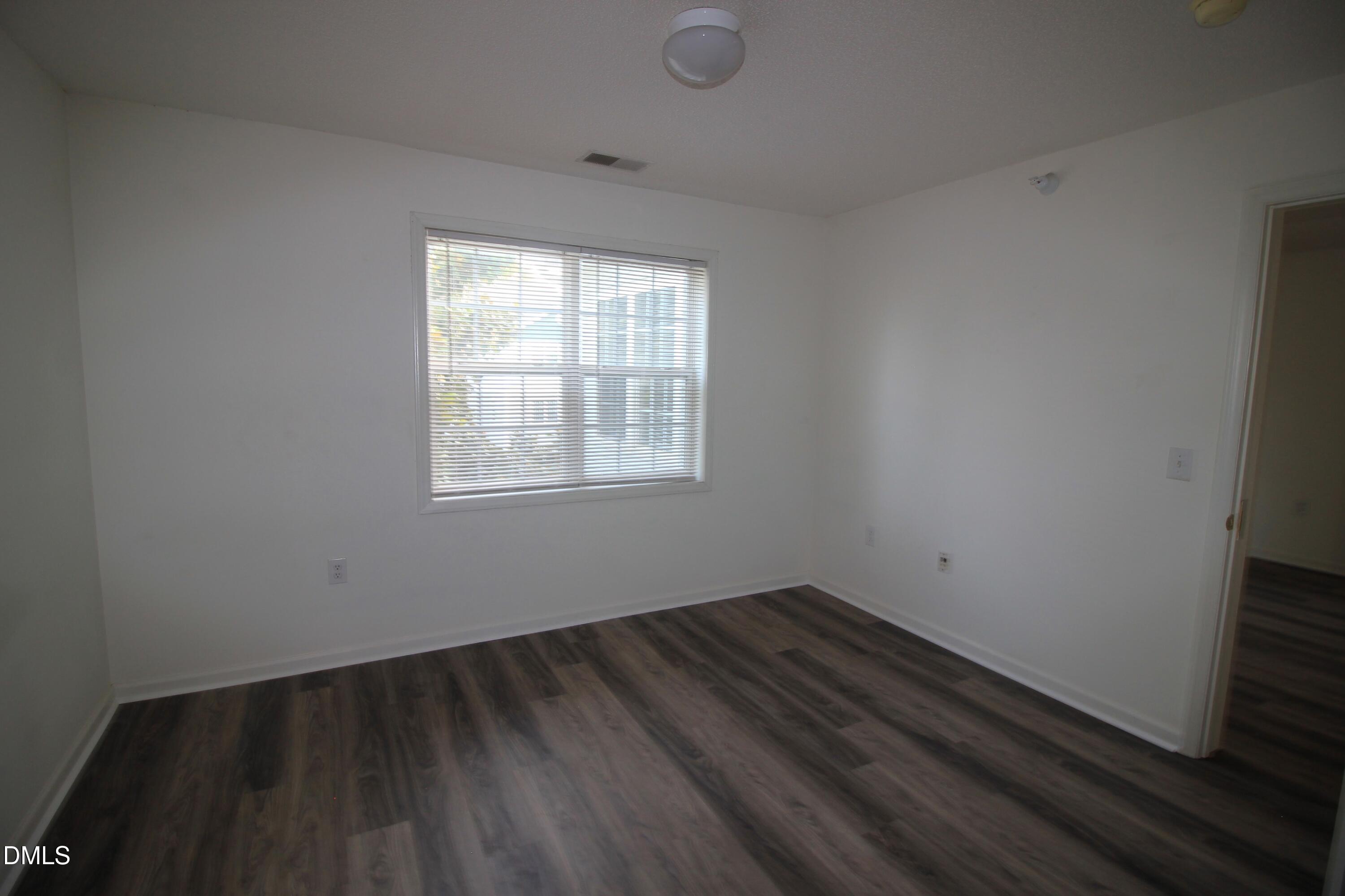 2010 Wolfmill Drive Apt 303 Property Photo 12
