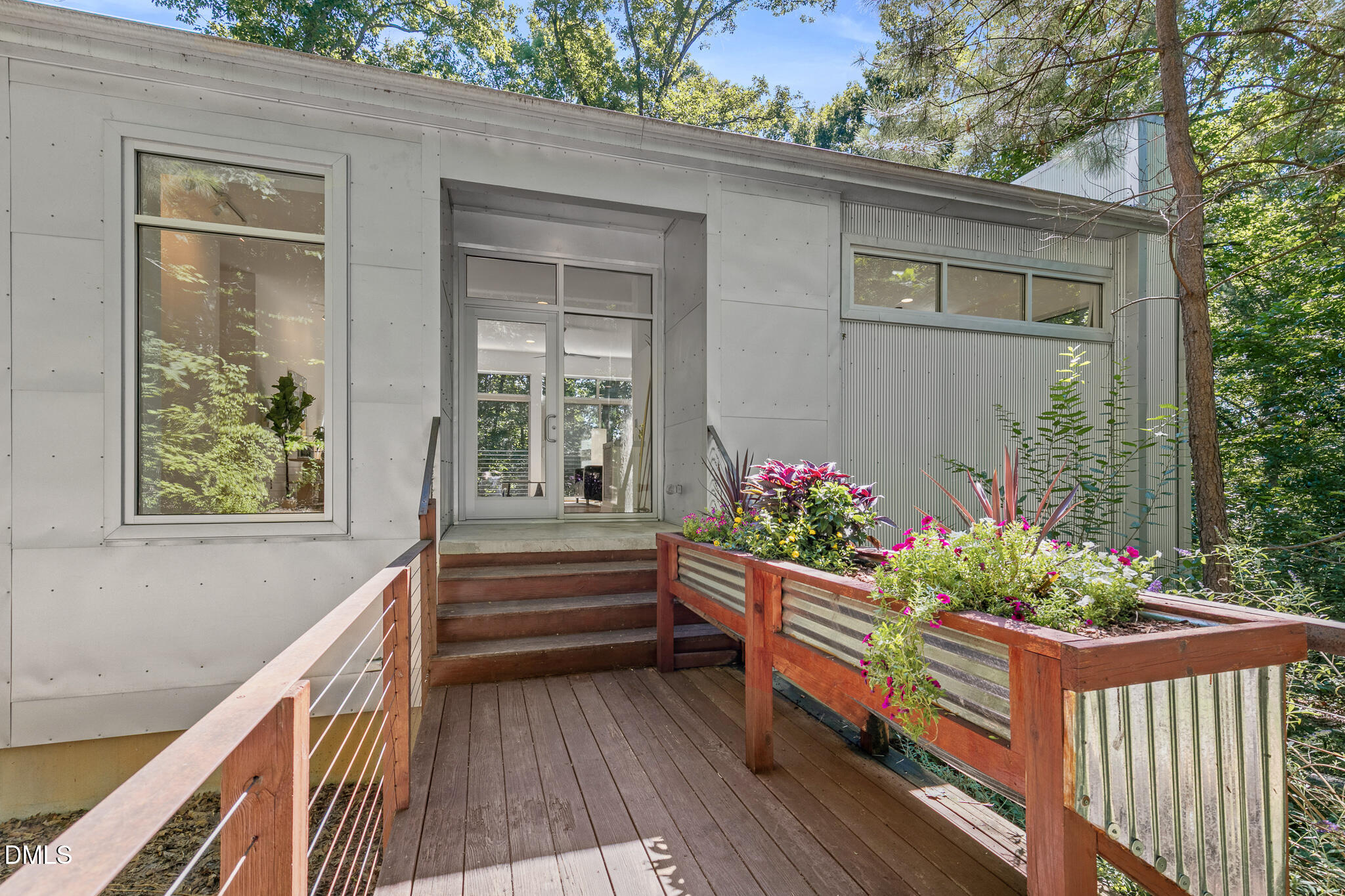 106 Glass House Lane Property Photo 3