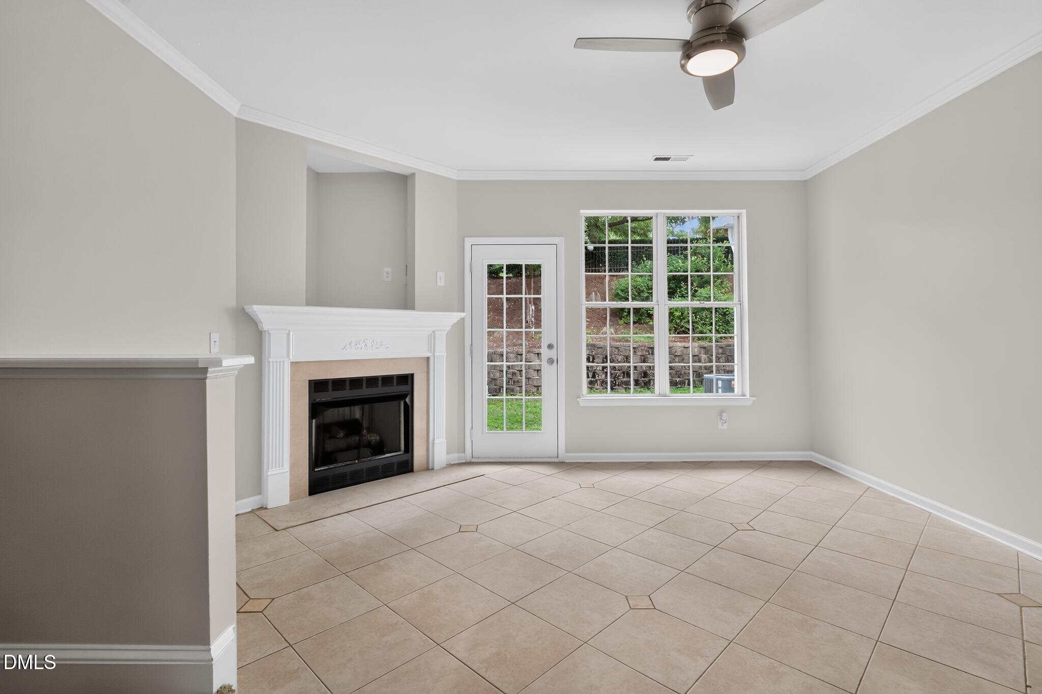 5710 Corbon Crest Lane Property Photo 7
