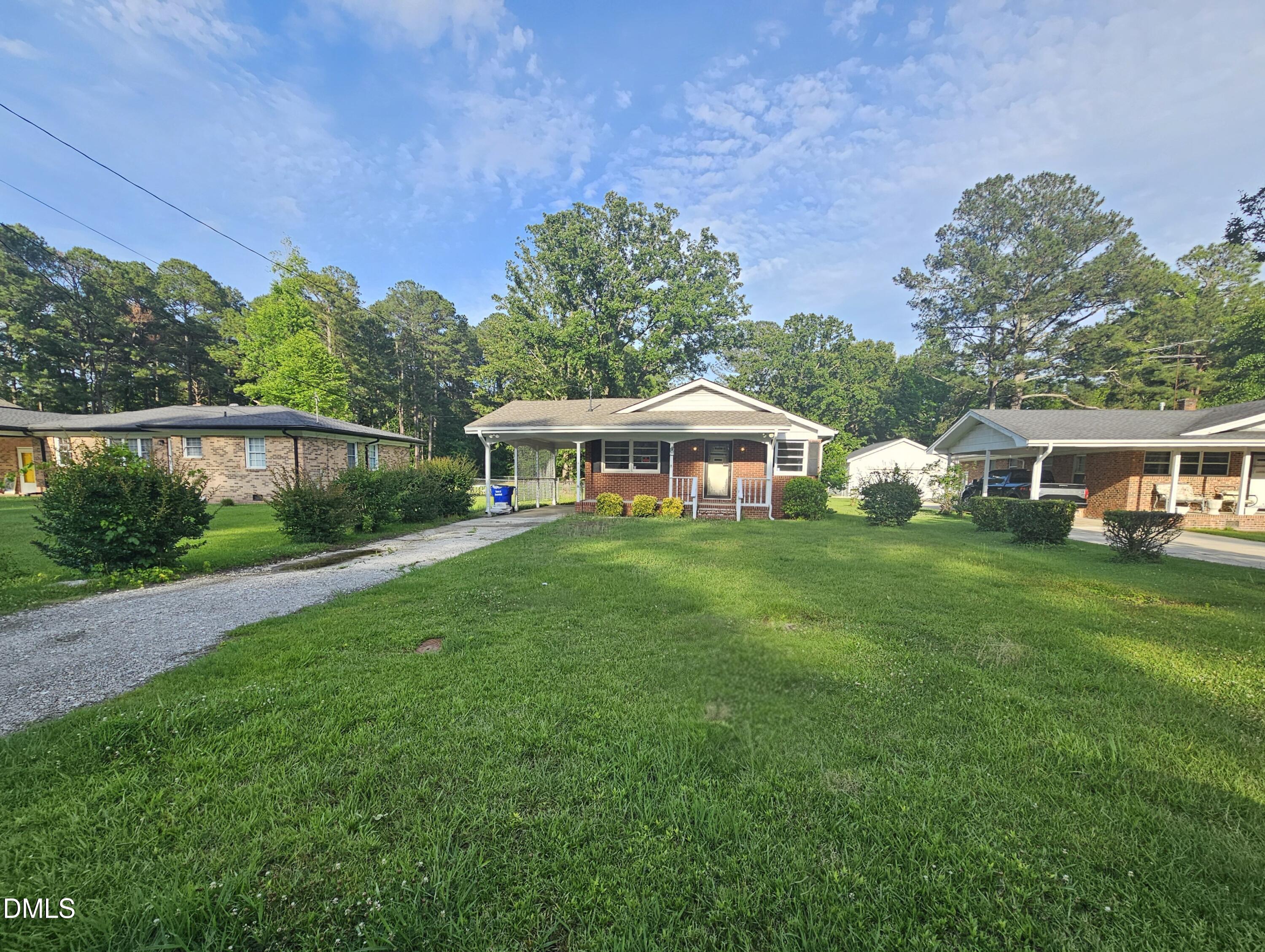 408 Oak Street Property Photo 1