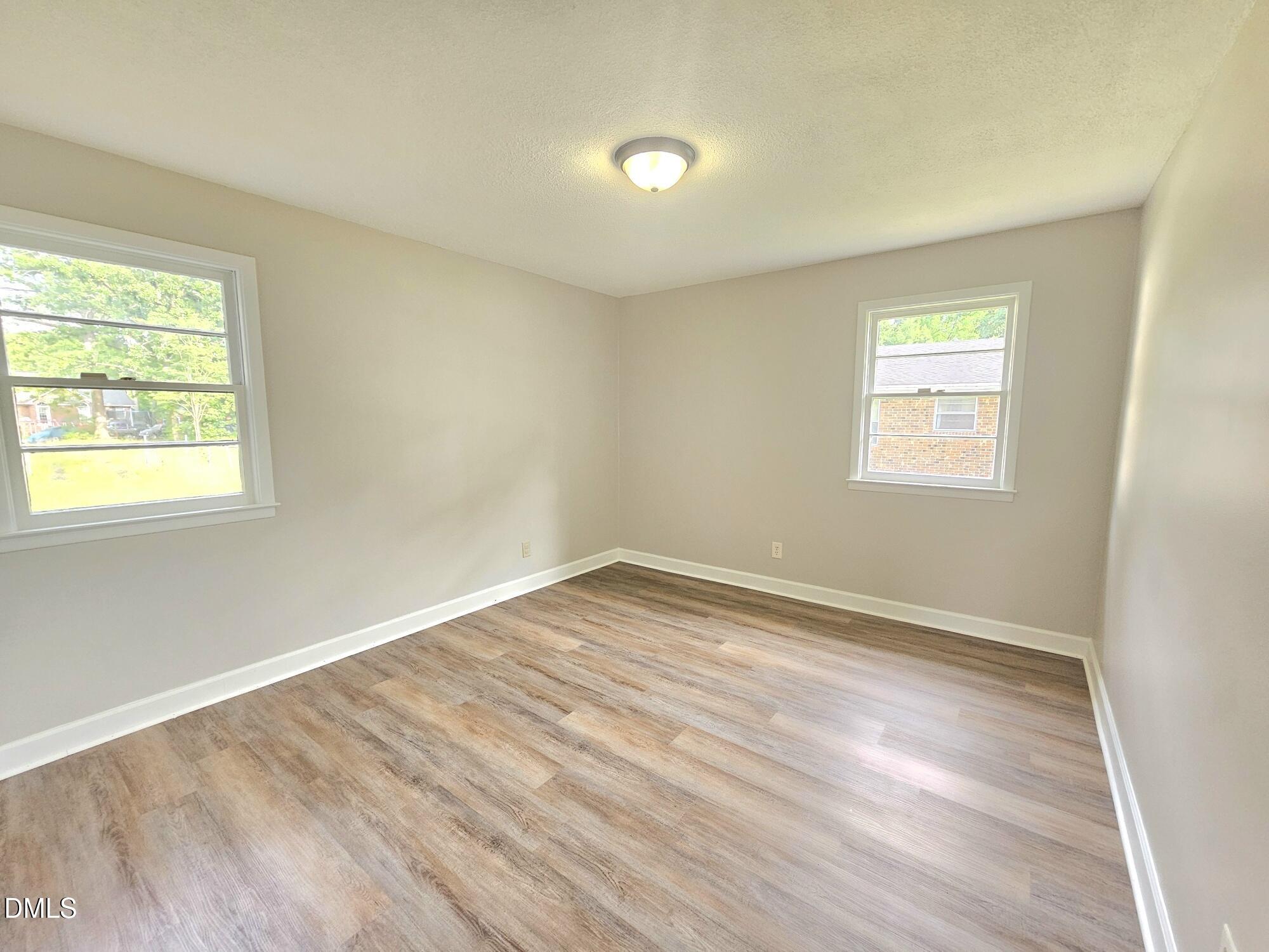 408 Oak Street Property Photo 13