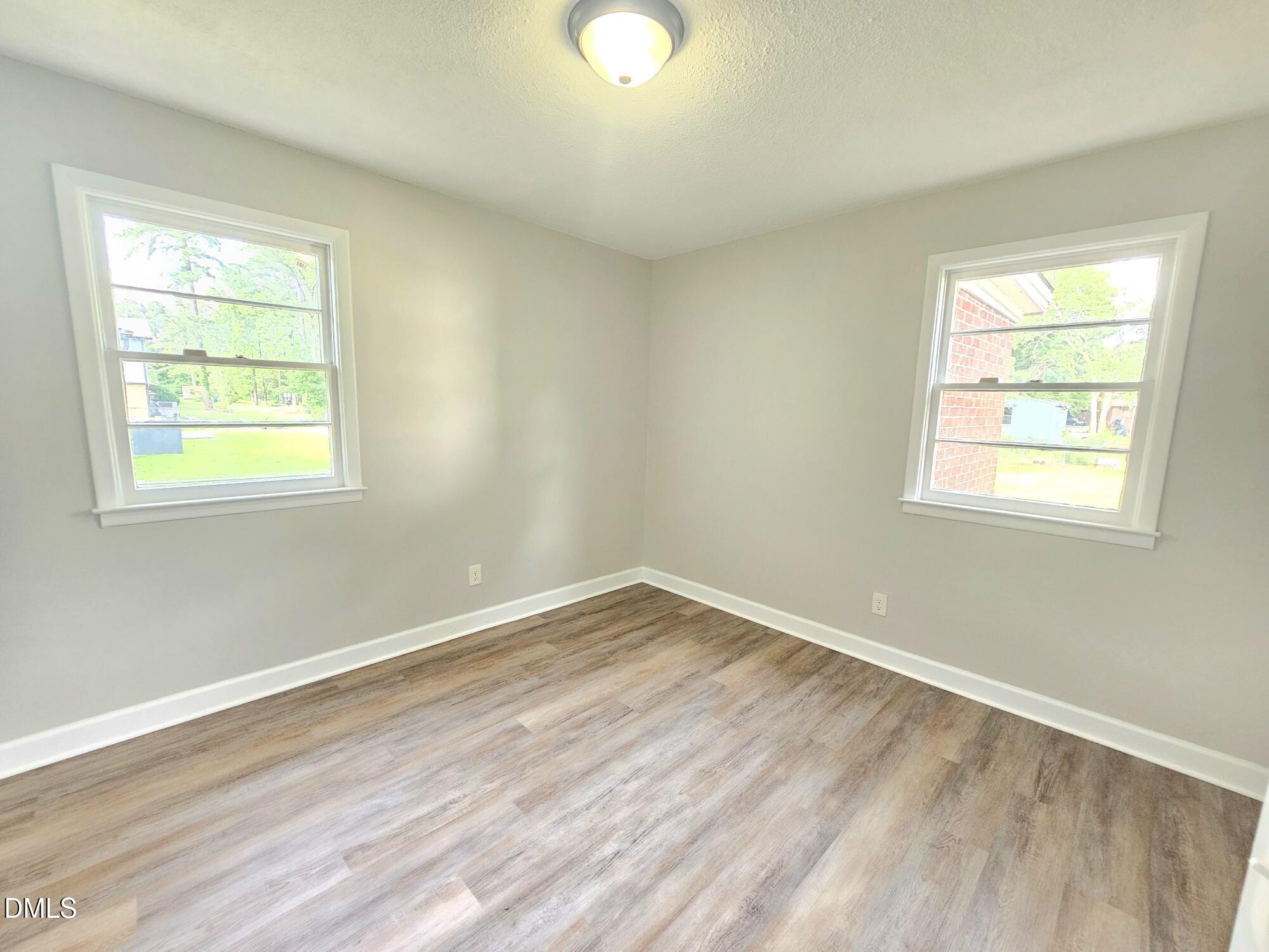 408 Oak Street Property Photo 16
