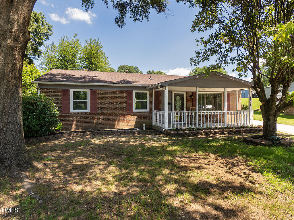 1435 Lanier Court Property Photo 1