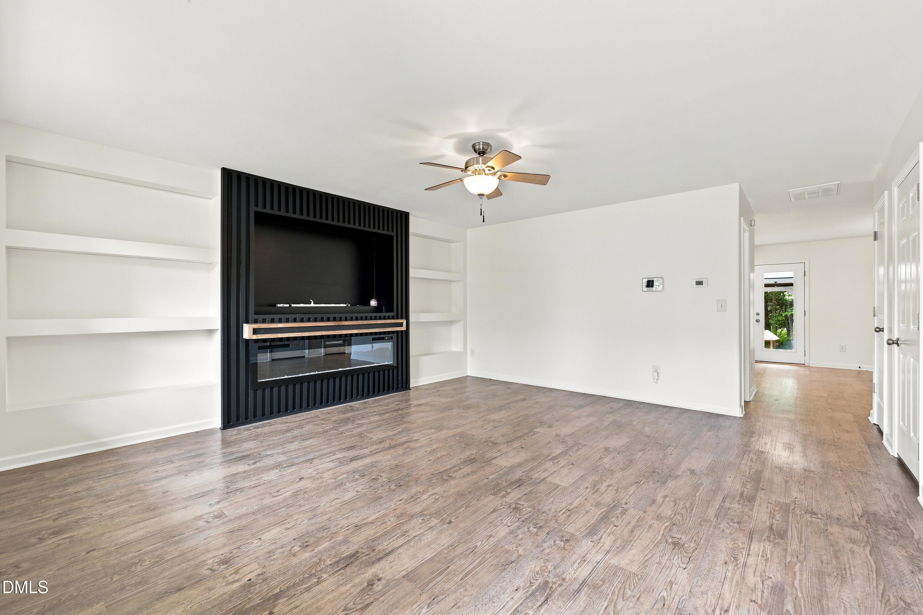 1026 Statler Drive Property Photo 6