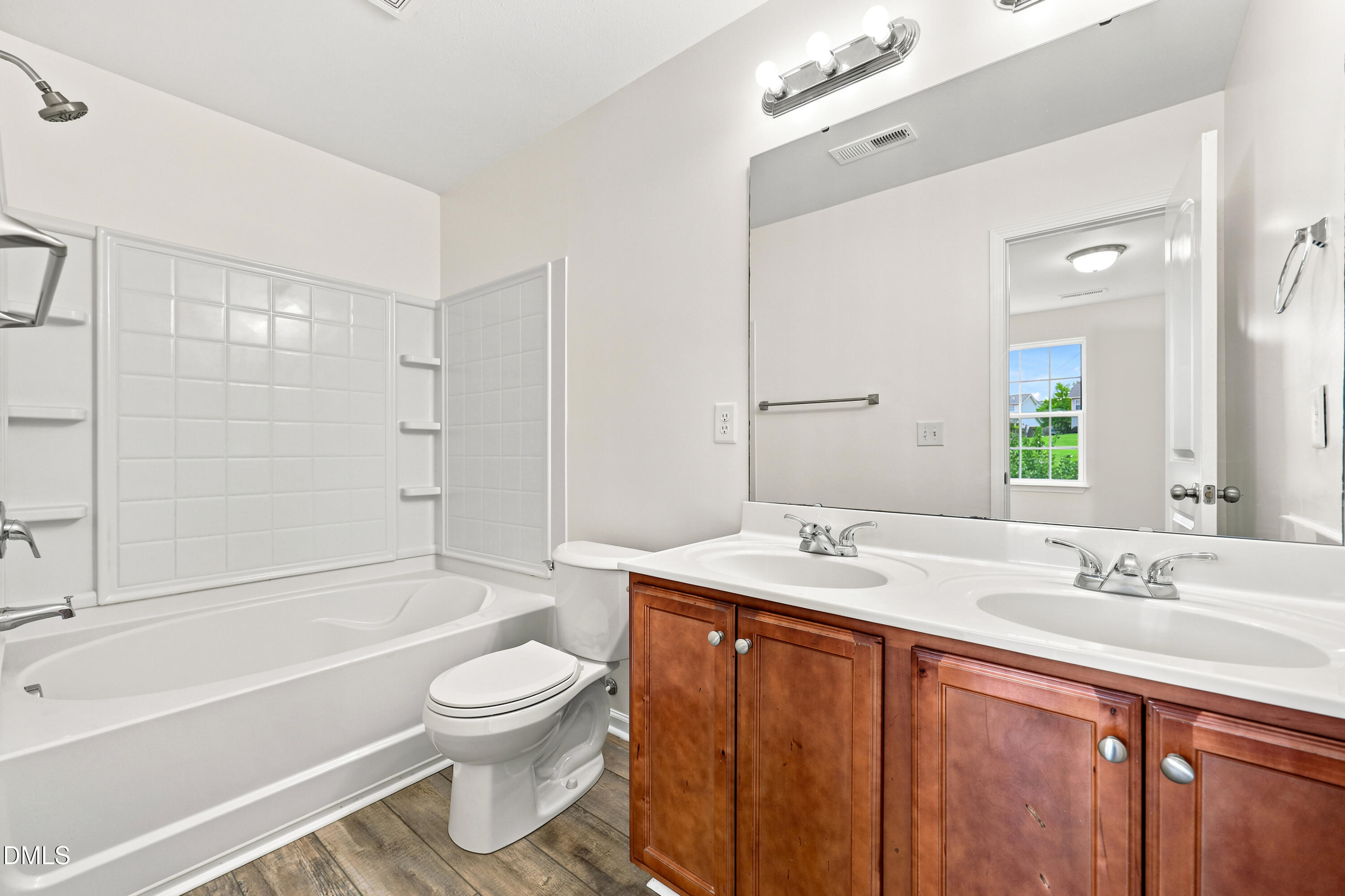 1026 Statler Drive Property Photo 27