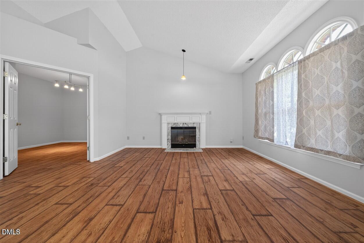 105 Ellsworth Place Property Photo 4