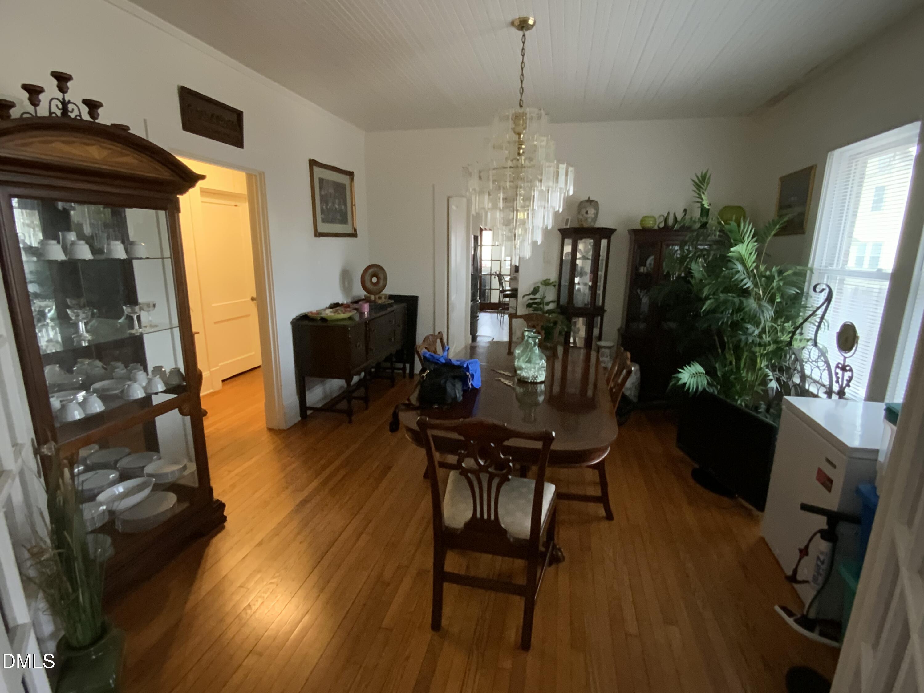 304 W Harnett Street Property Photo 7