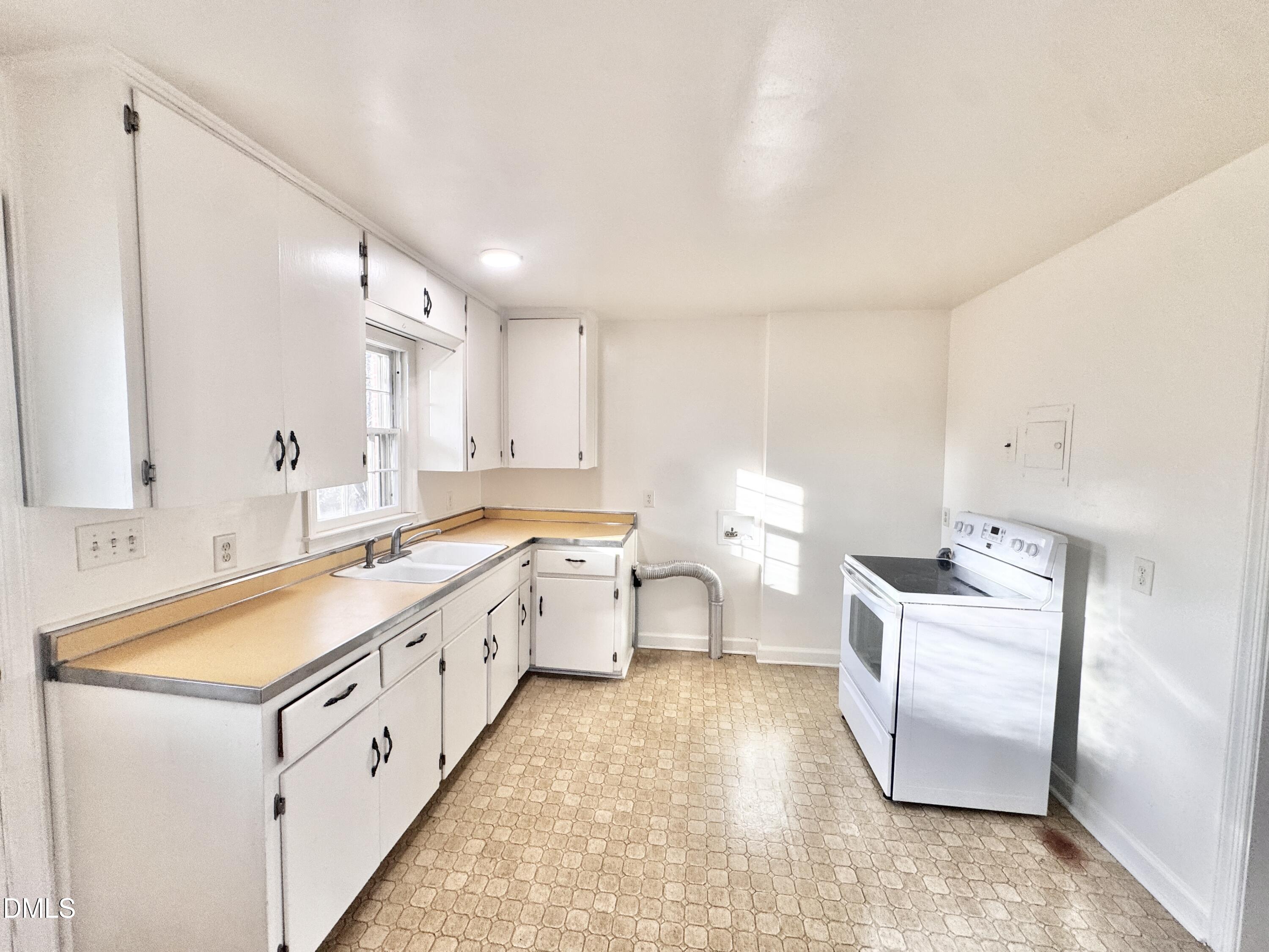 224 Clay Street Property Photo 7