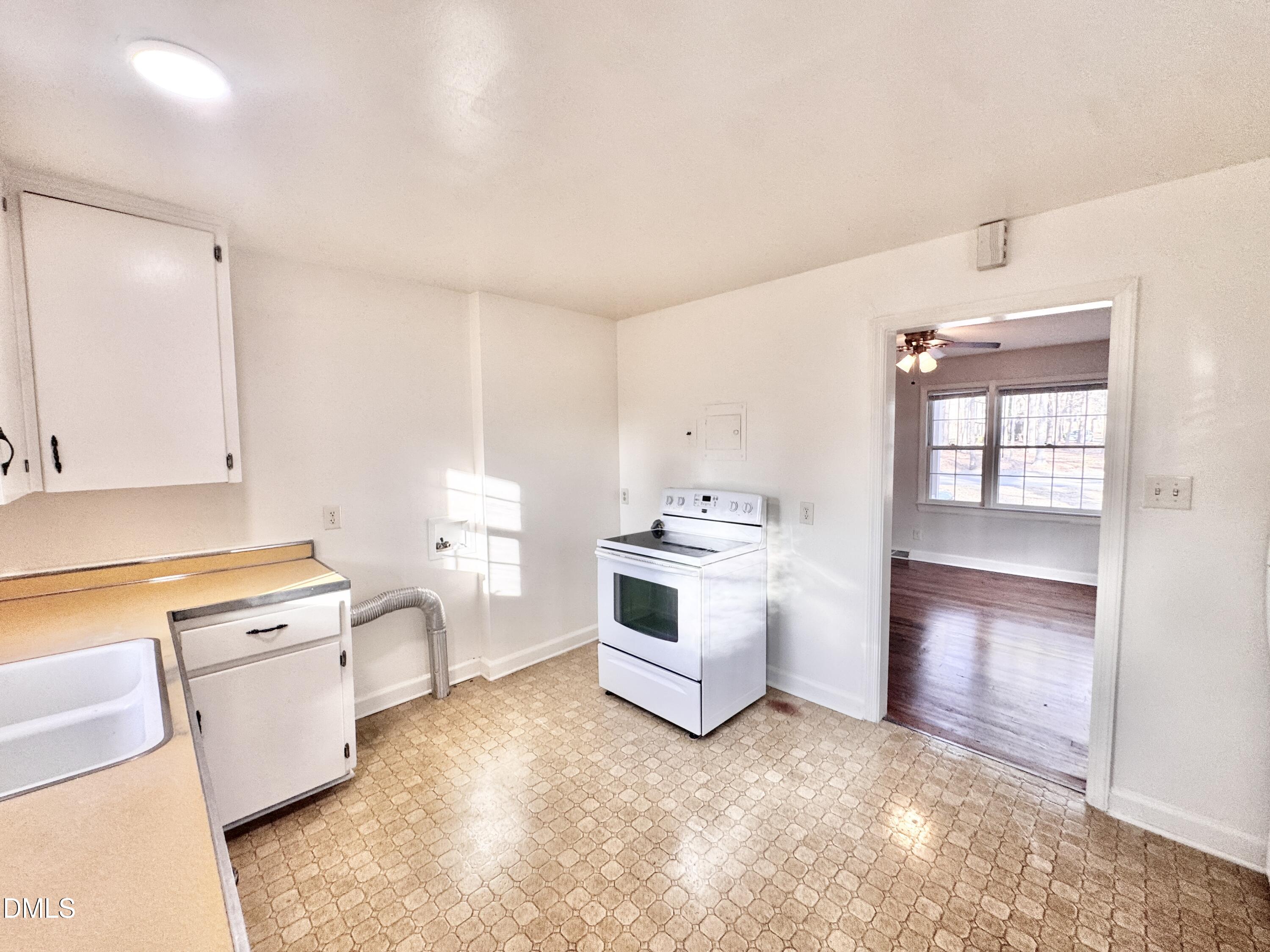 224 Clay Street Property Photo 9