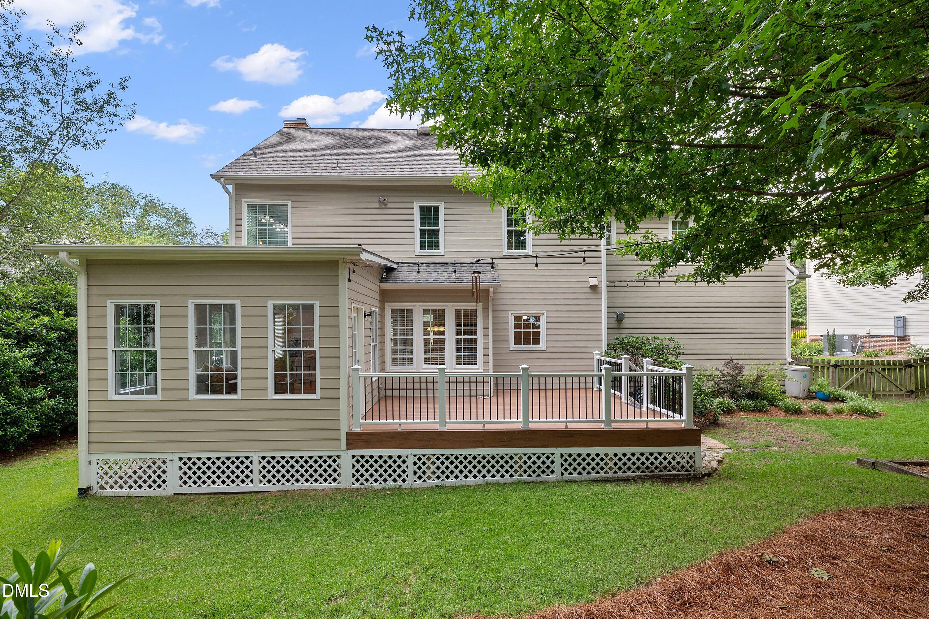 107 Lulworth Court Property Photo 30