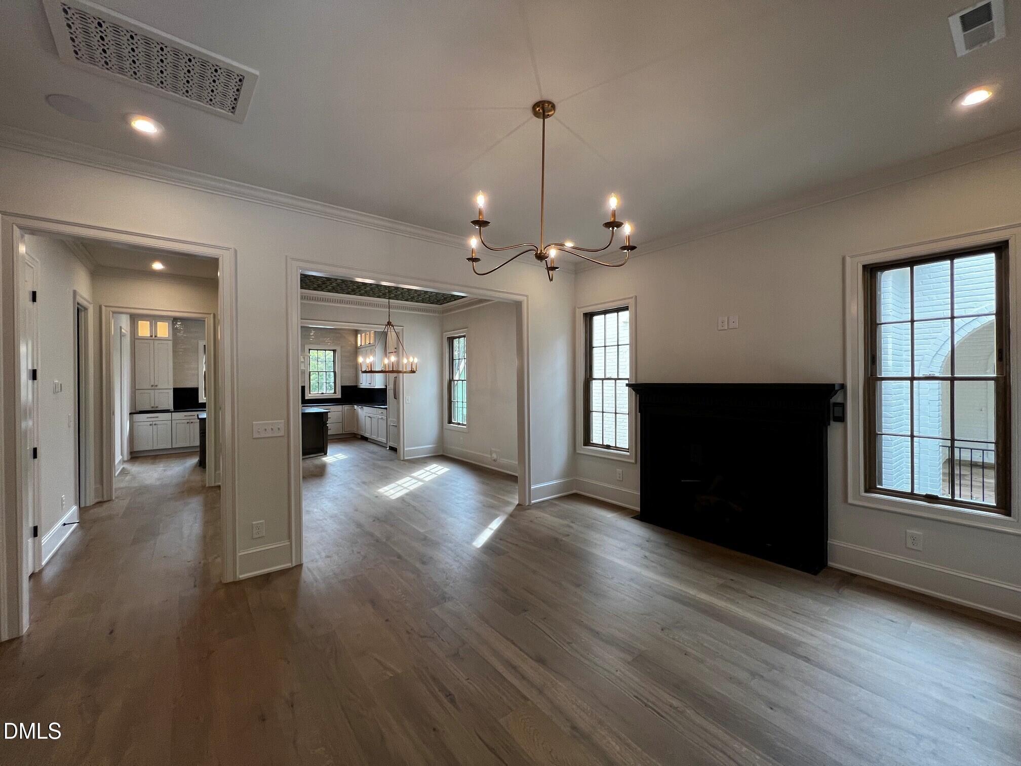 1320 Eldon Circle Property Photo 2