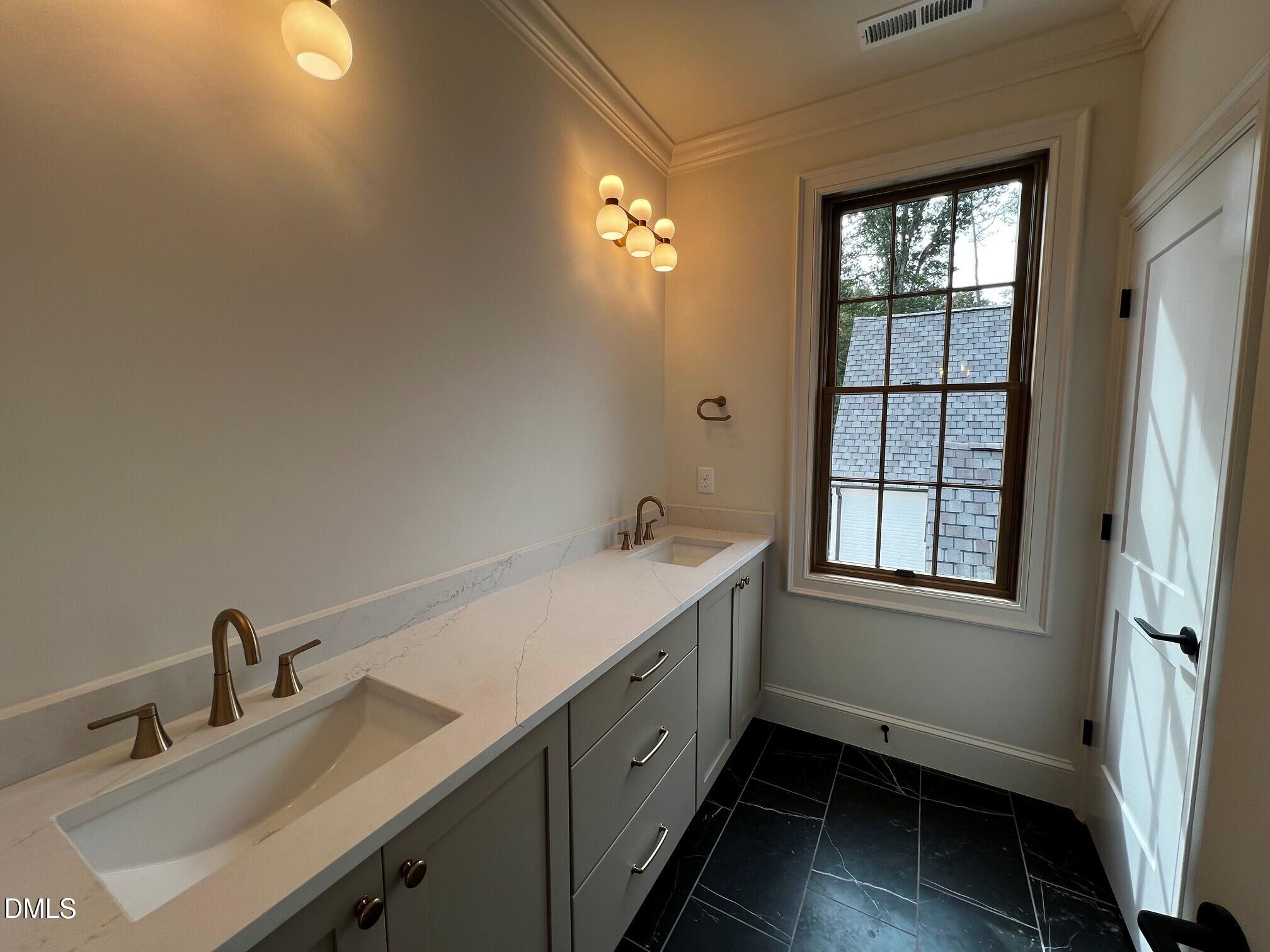 1320 Eldon Circle Property Photo 13