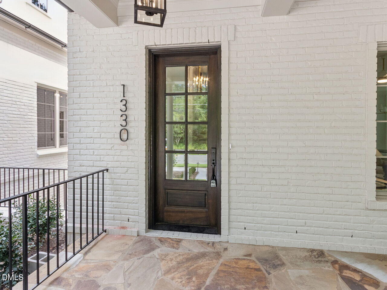 1330 Eldon Circle Property Photo 4