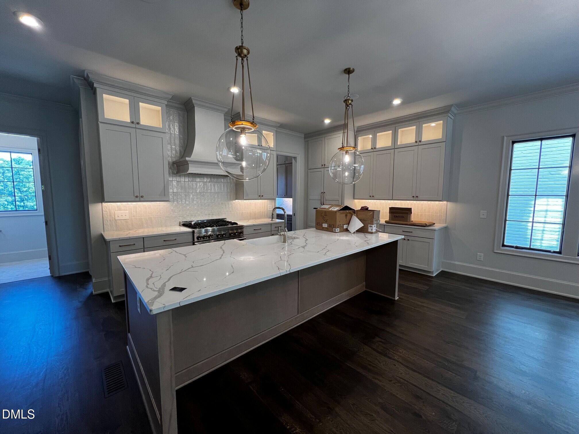 1324 Eldon Circle Property Photo 3