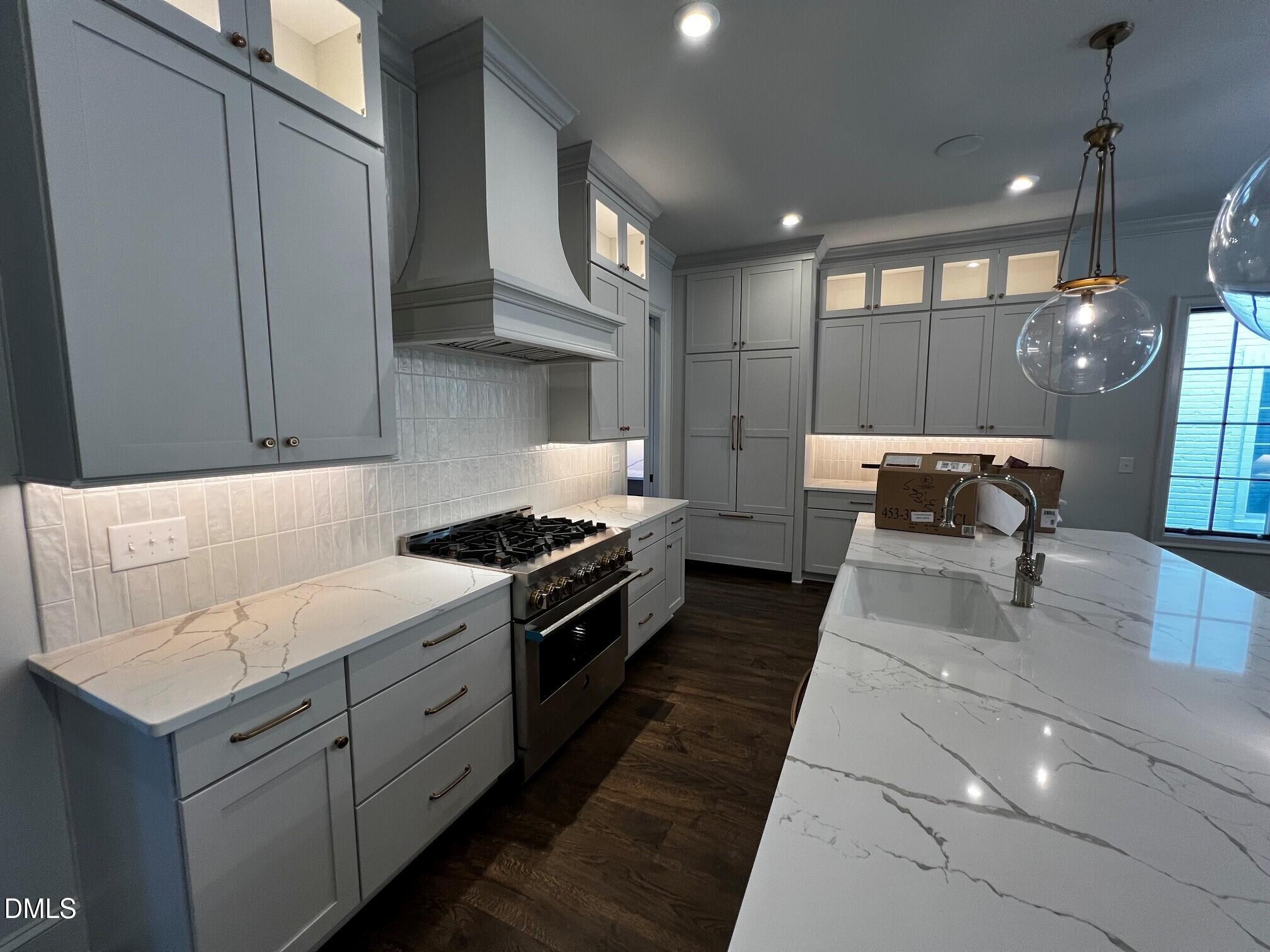 1324 Eldon Circle Property Photo 4