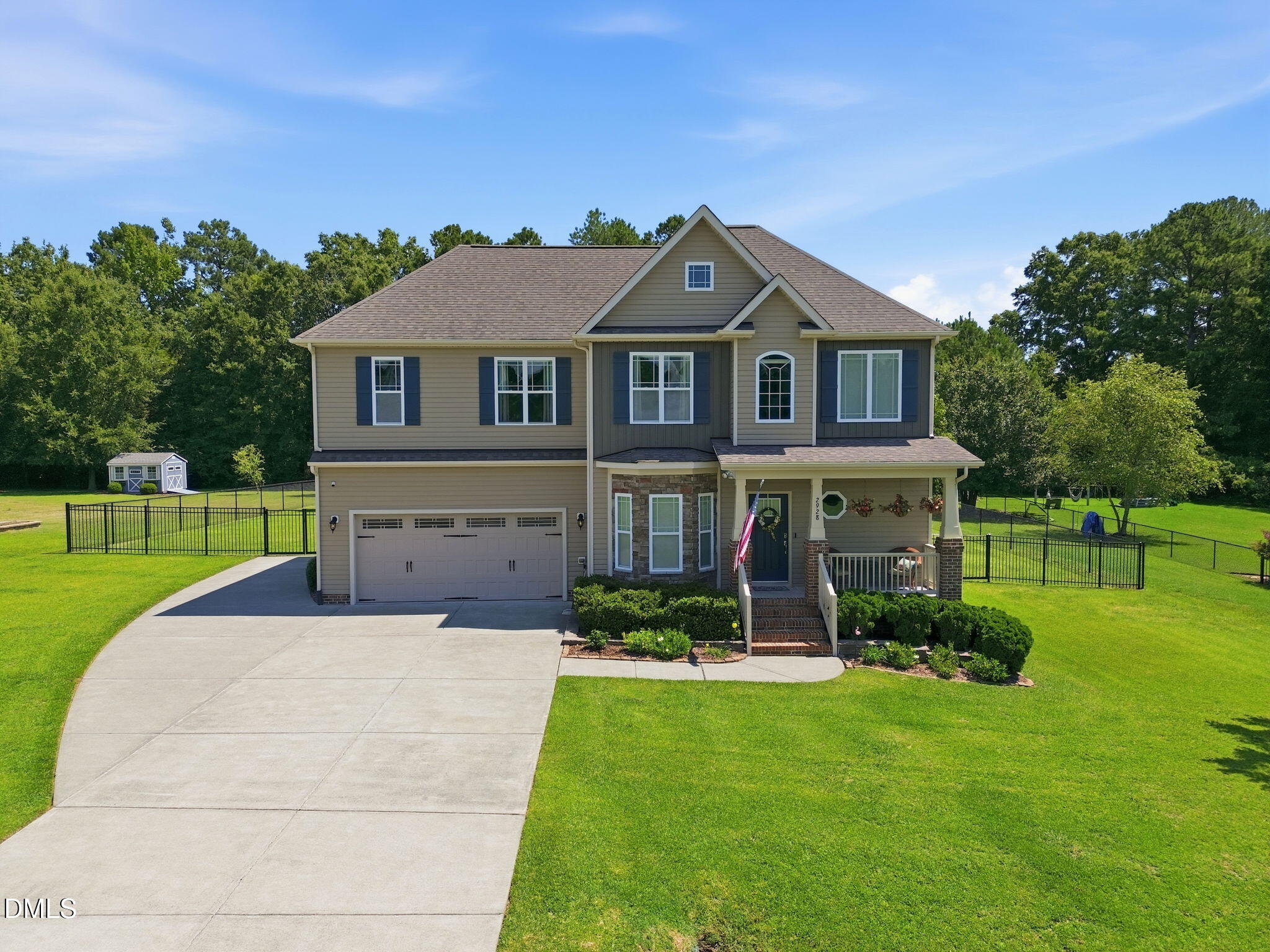 2928 Plantation Glen Drive Property Photo 1