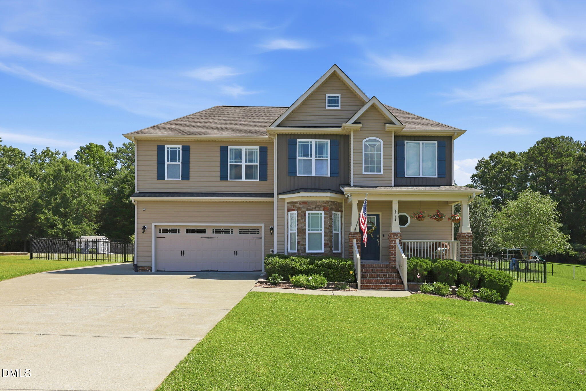2928 Plantation Glen Drive Property Photo 2