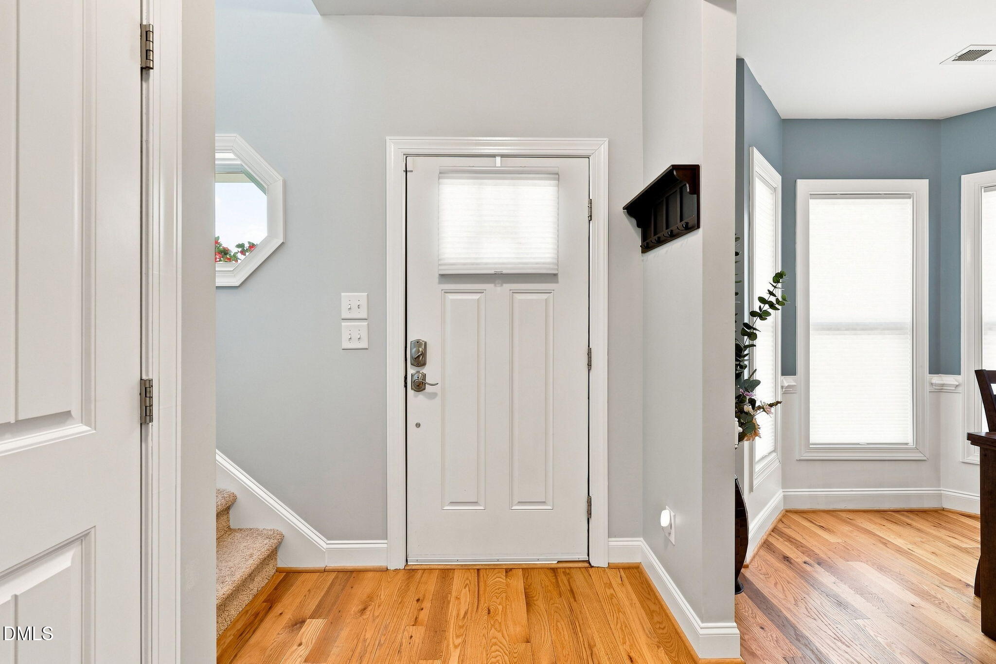 2928 Plantation Glen Drive Property Photo 5