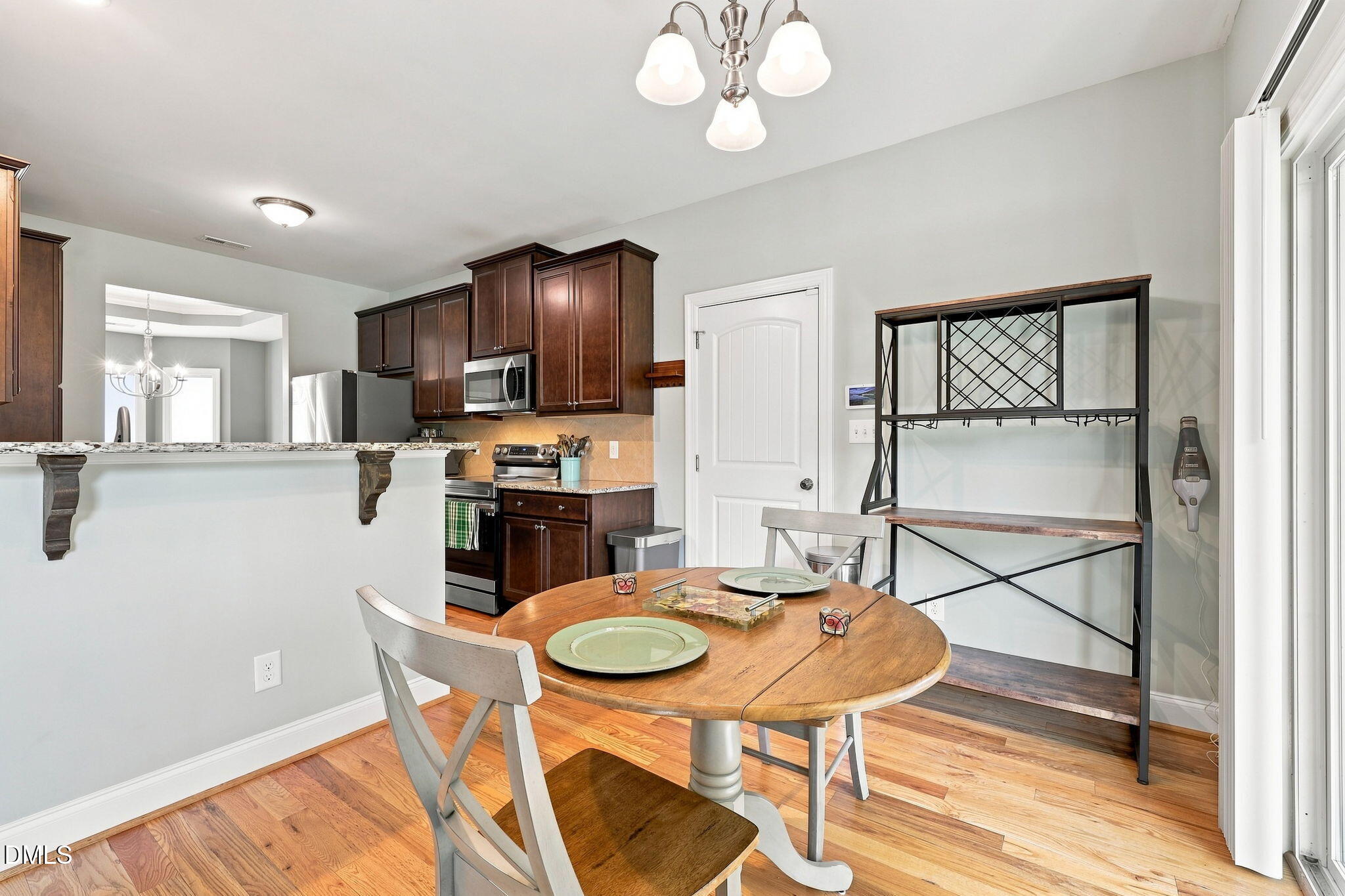2928 Plantation Glen Drive Property Photo 11