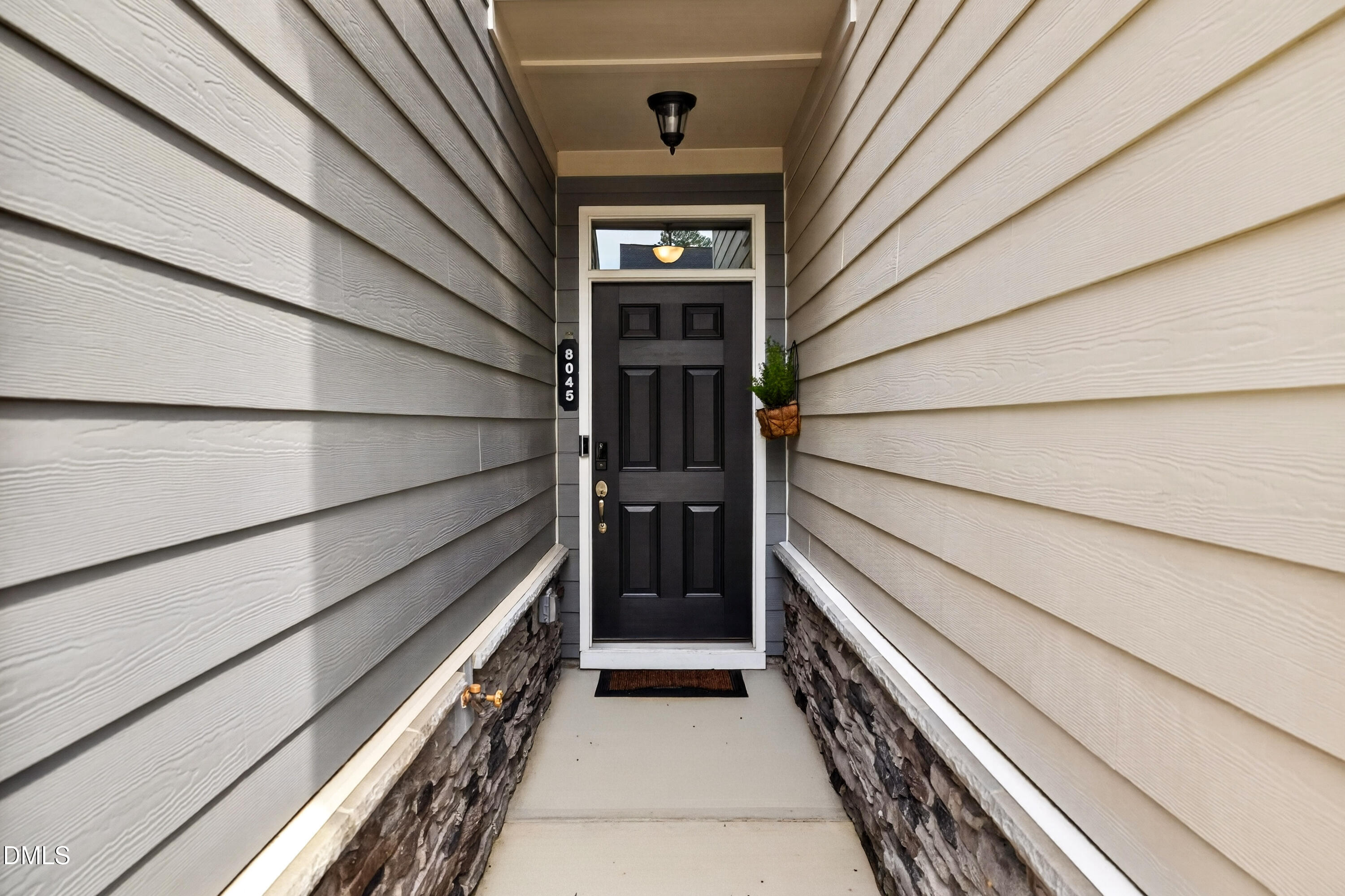 8045 Windthorn Place Property Photo 4