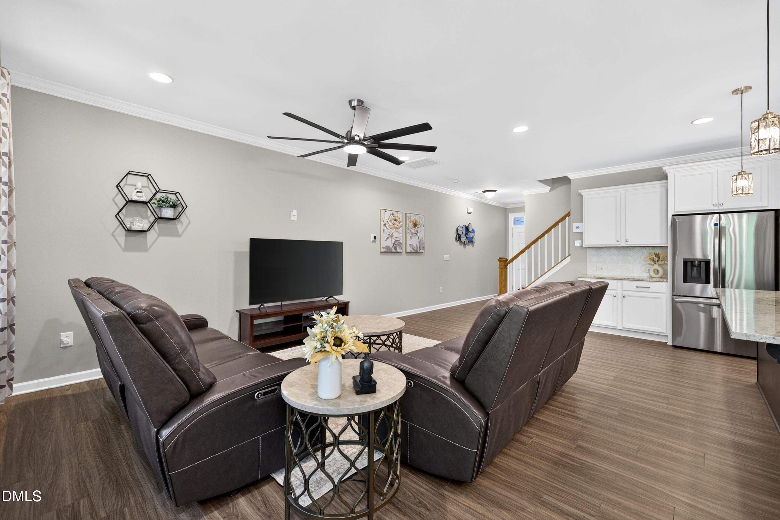 8045 Windthorn Place Property Photo 6