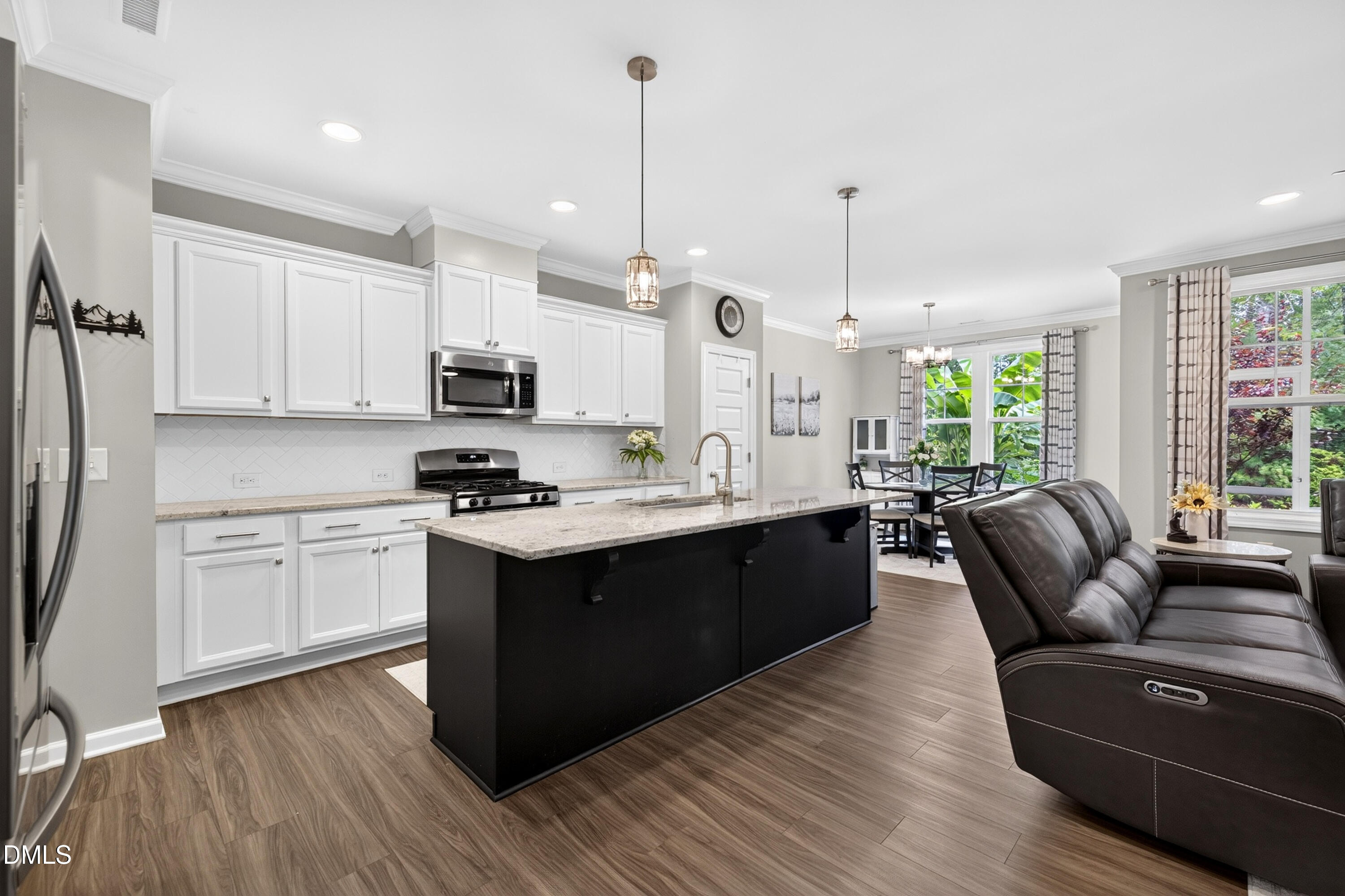 8045 Windthorn Place Property Photo 8