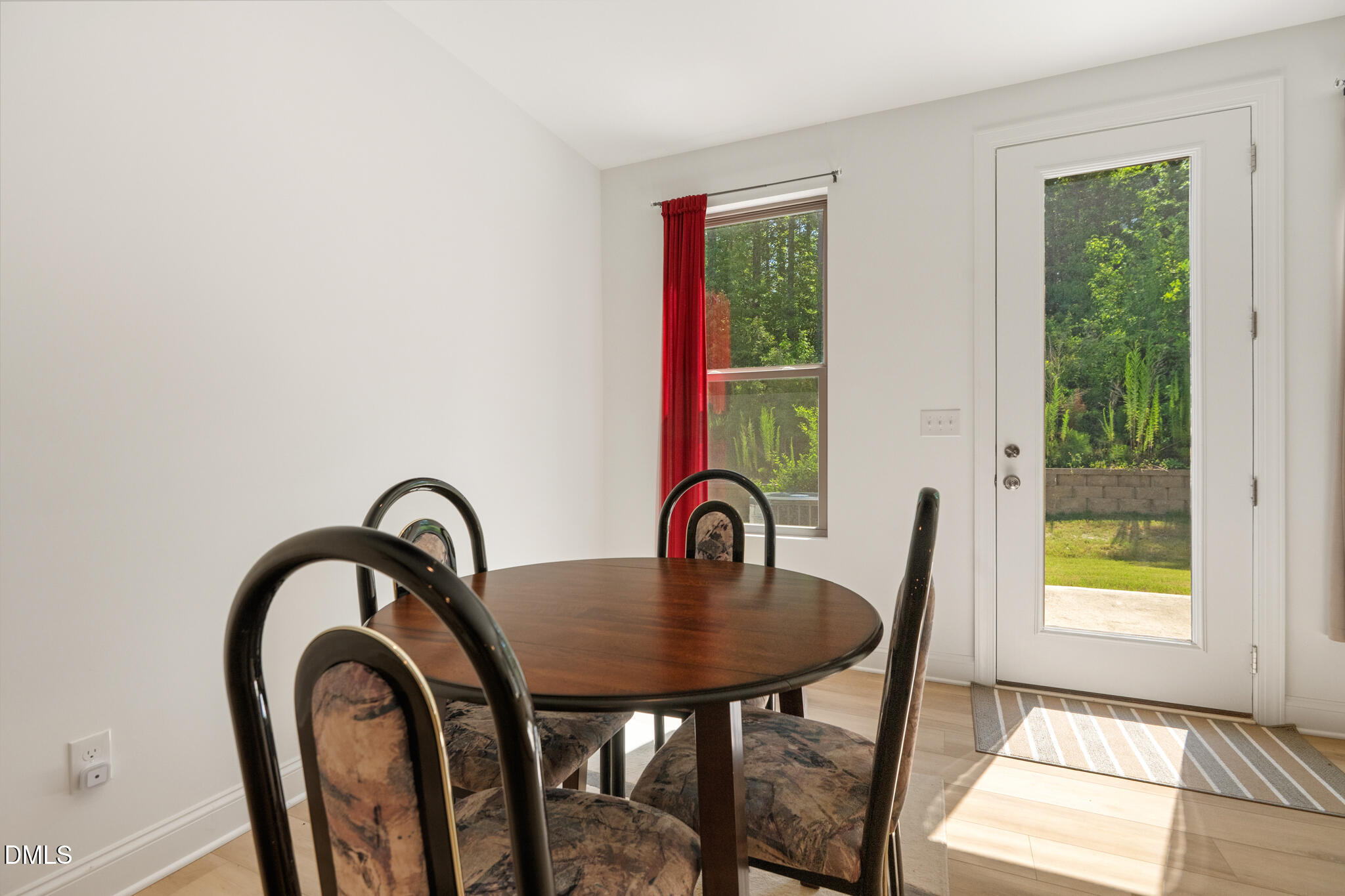 2069 Maggie Valley Drive Property Photo 14