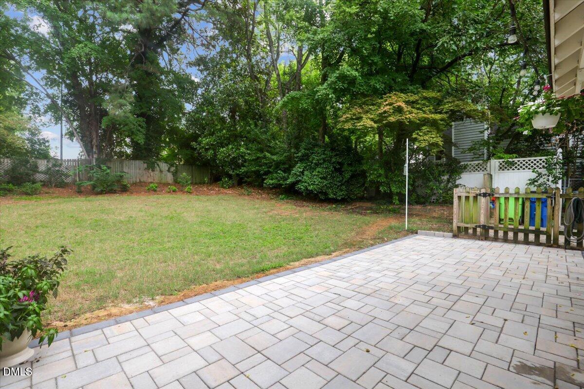 201 Dennis Avenue Property Photo 7