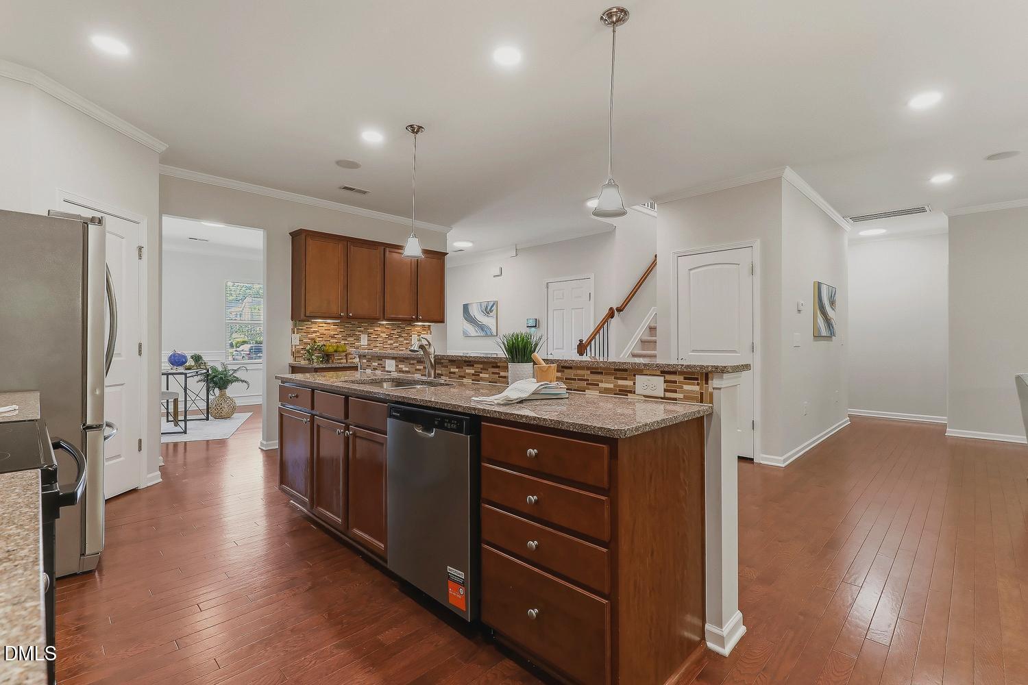 3336 Althorp Drive Property Photo 16
