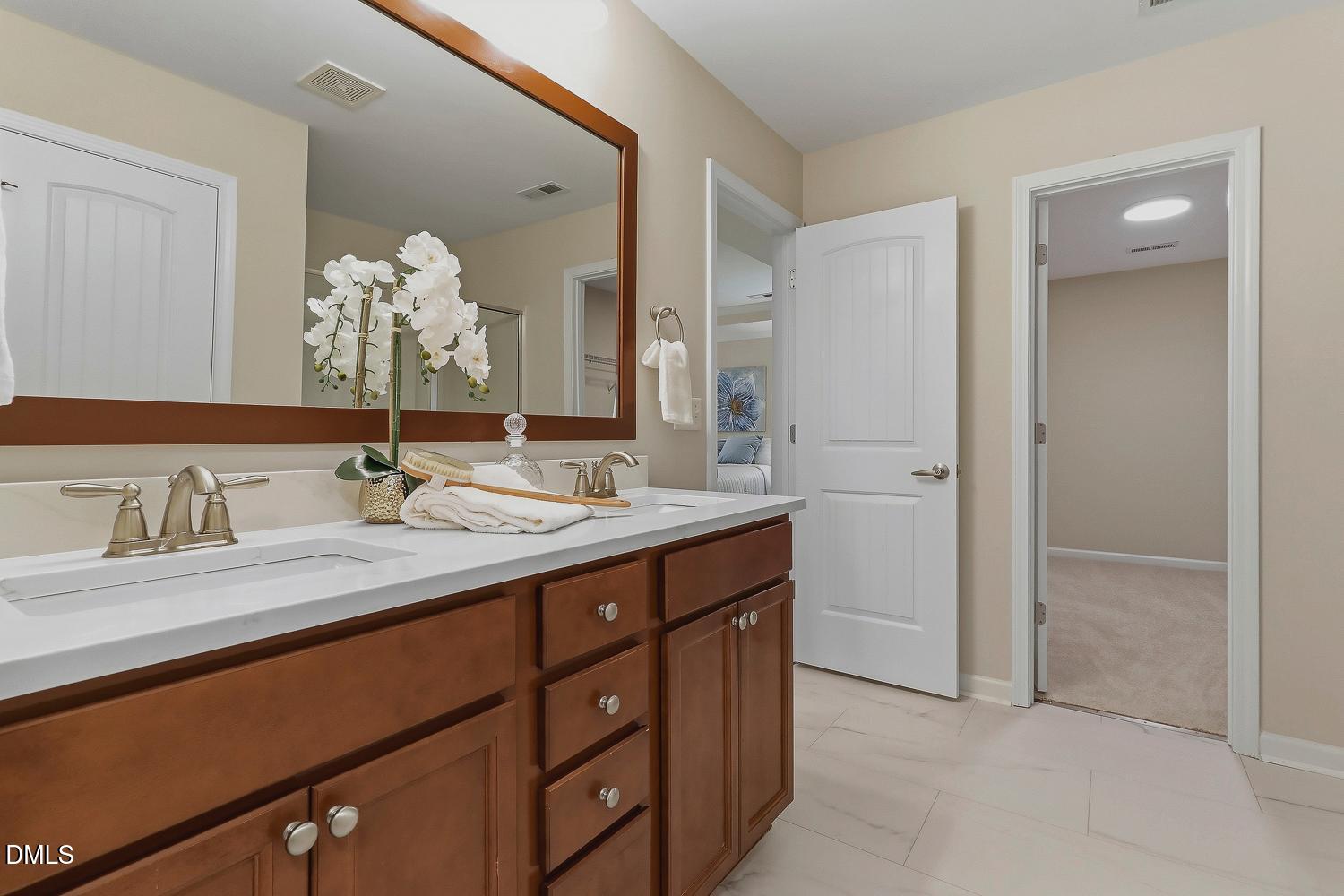 3336 Althorp Drive Property Photo 44
