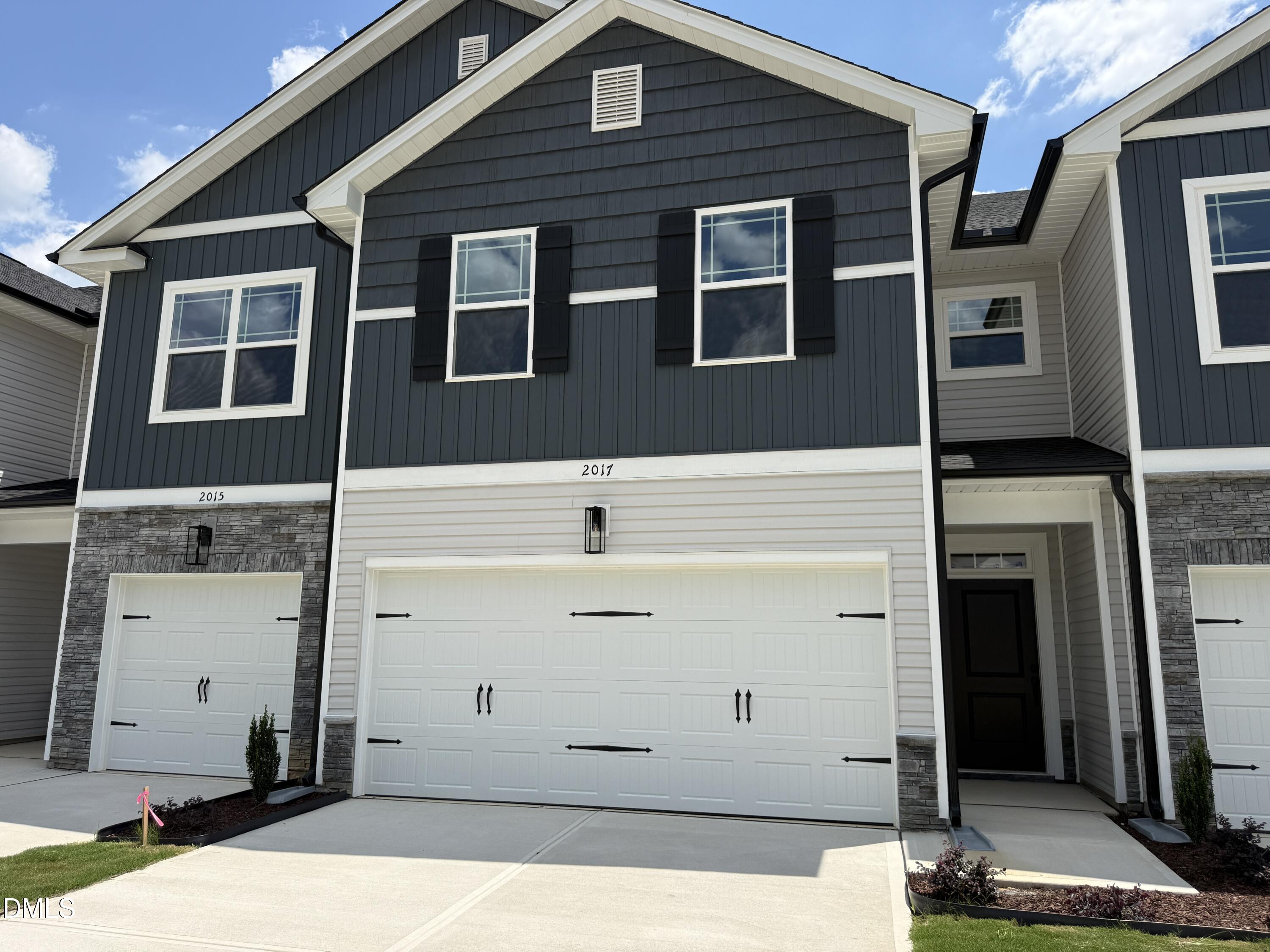 2017 Tharrington Way Property Photo 2