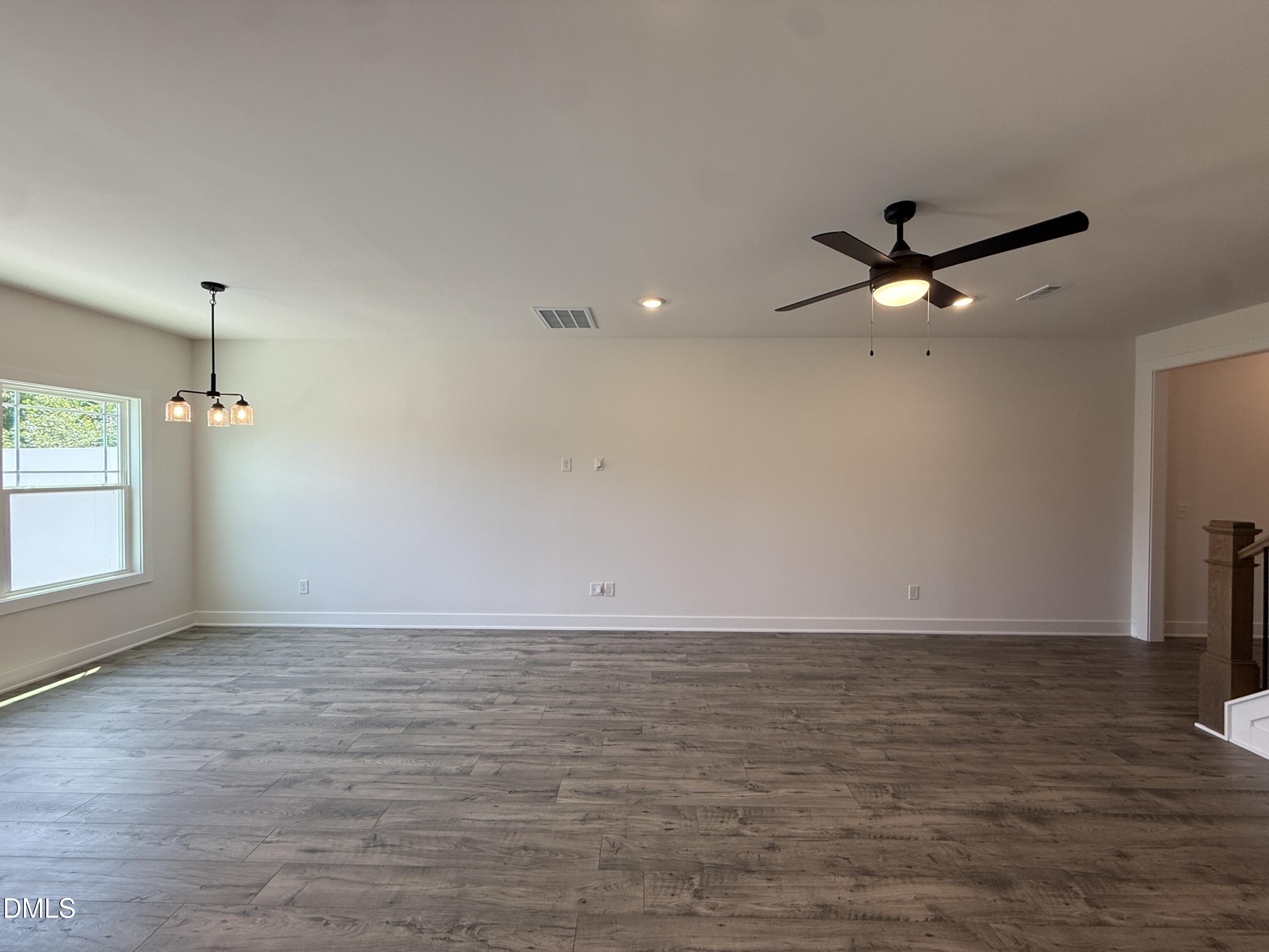 2017 Tharrington Way Property Photo 9