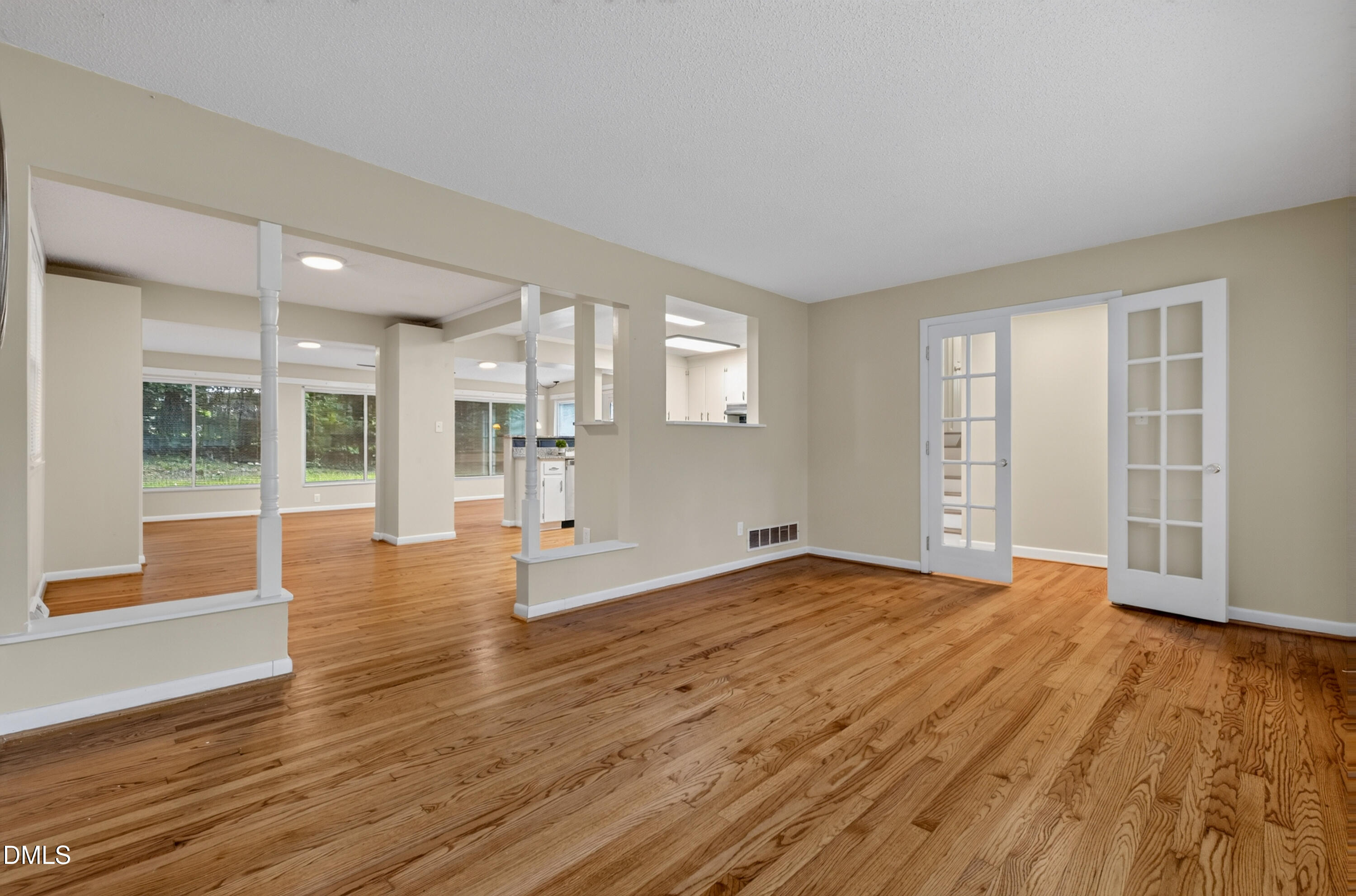 4404 Susan Drive Property Photo 6