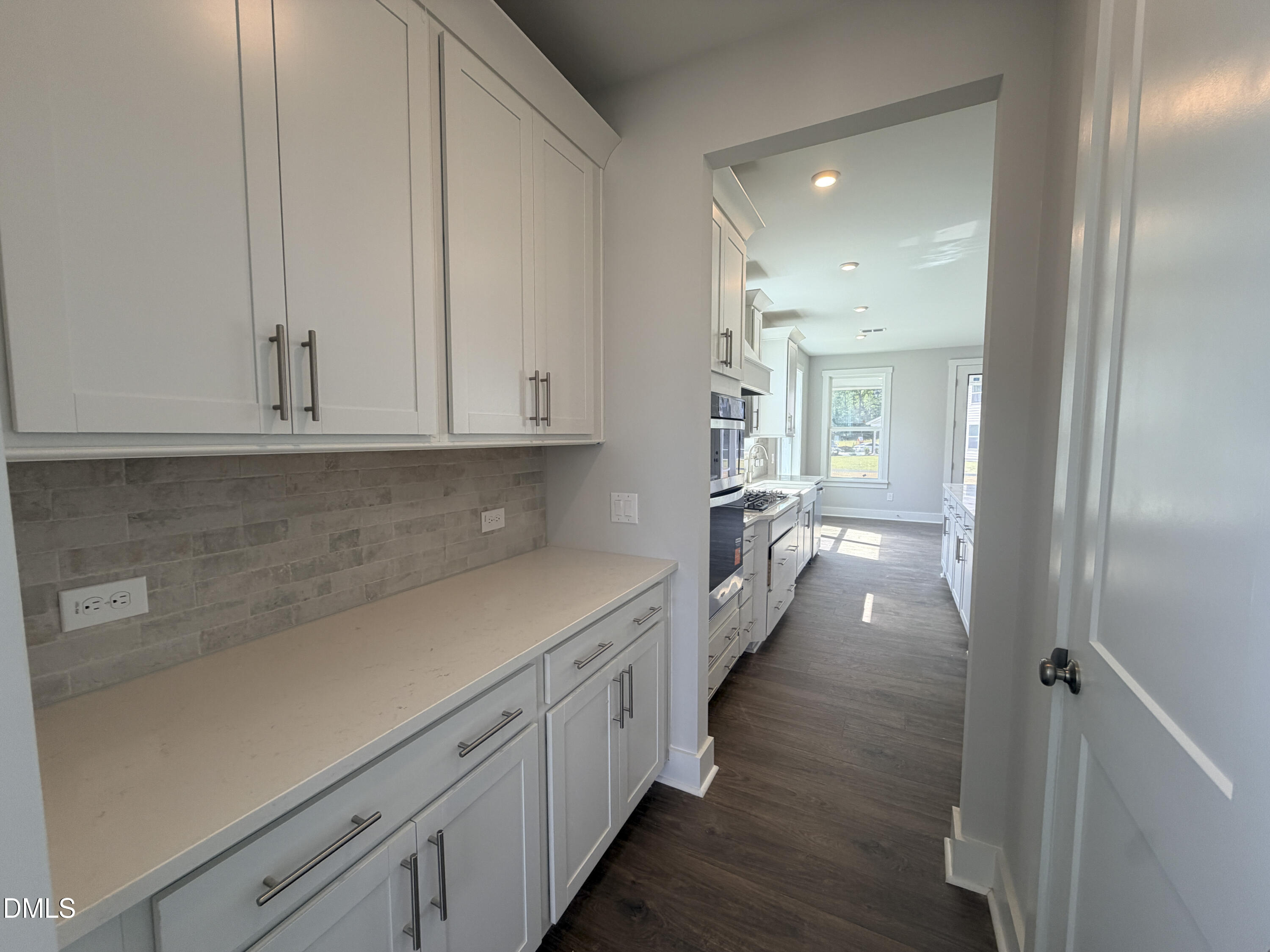 616 Blackwood Court Property Photo 3