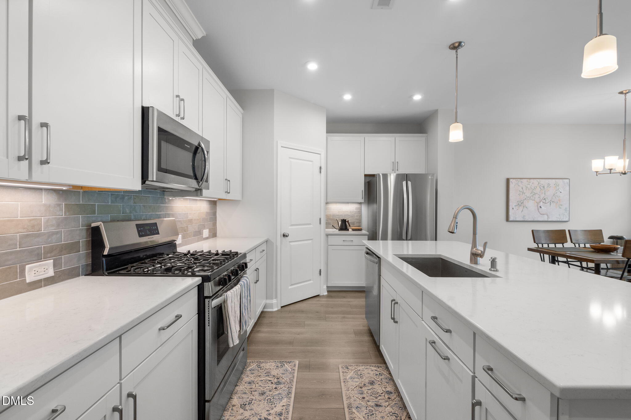 6523 Amber Springs Drive Property Photo 8