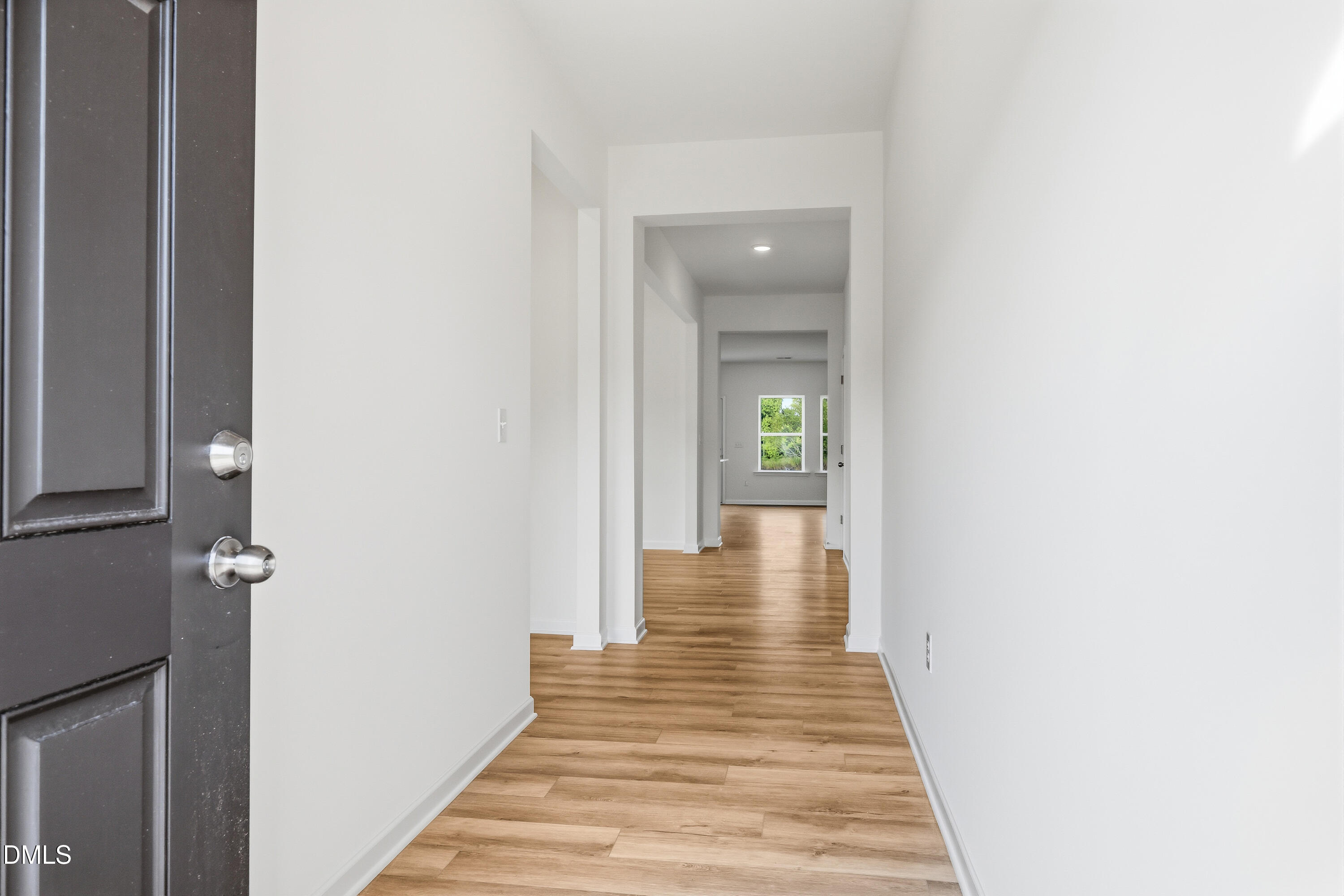 47 Cheshire Farm Drive Property Photo 2