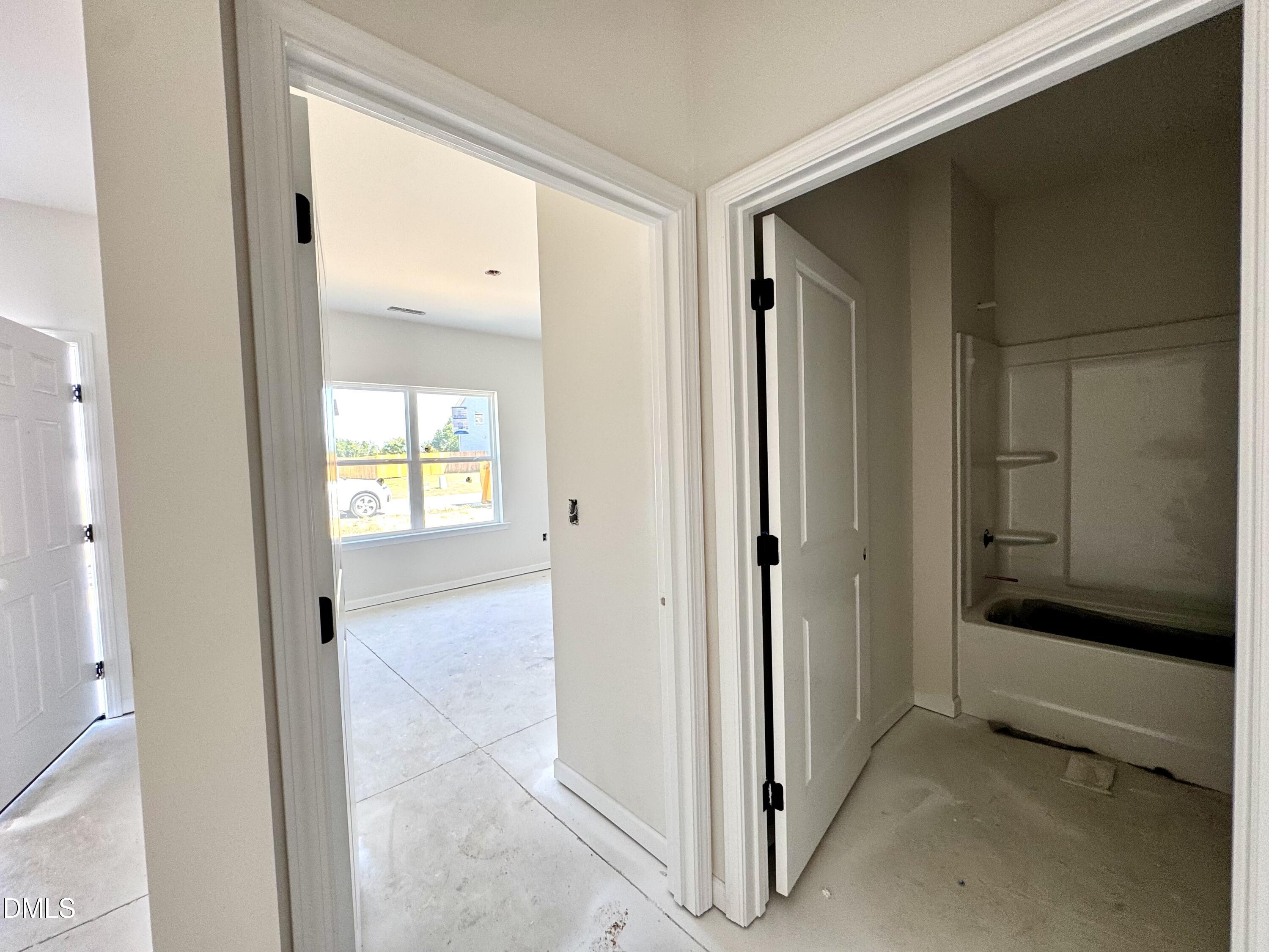 47 Cheshire Farm Drive Property Photo 3