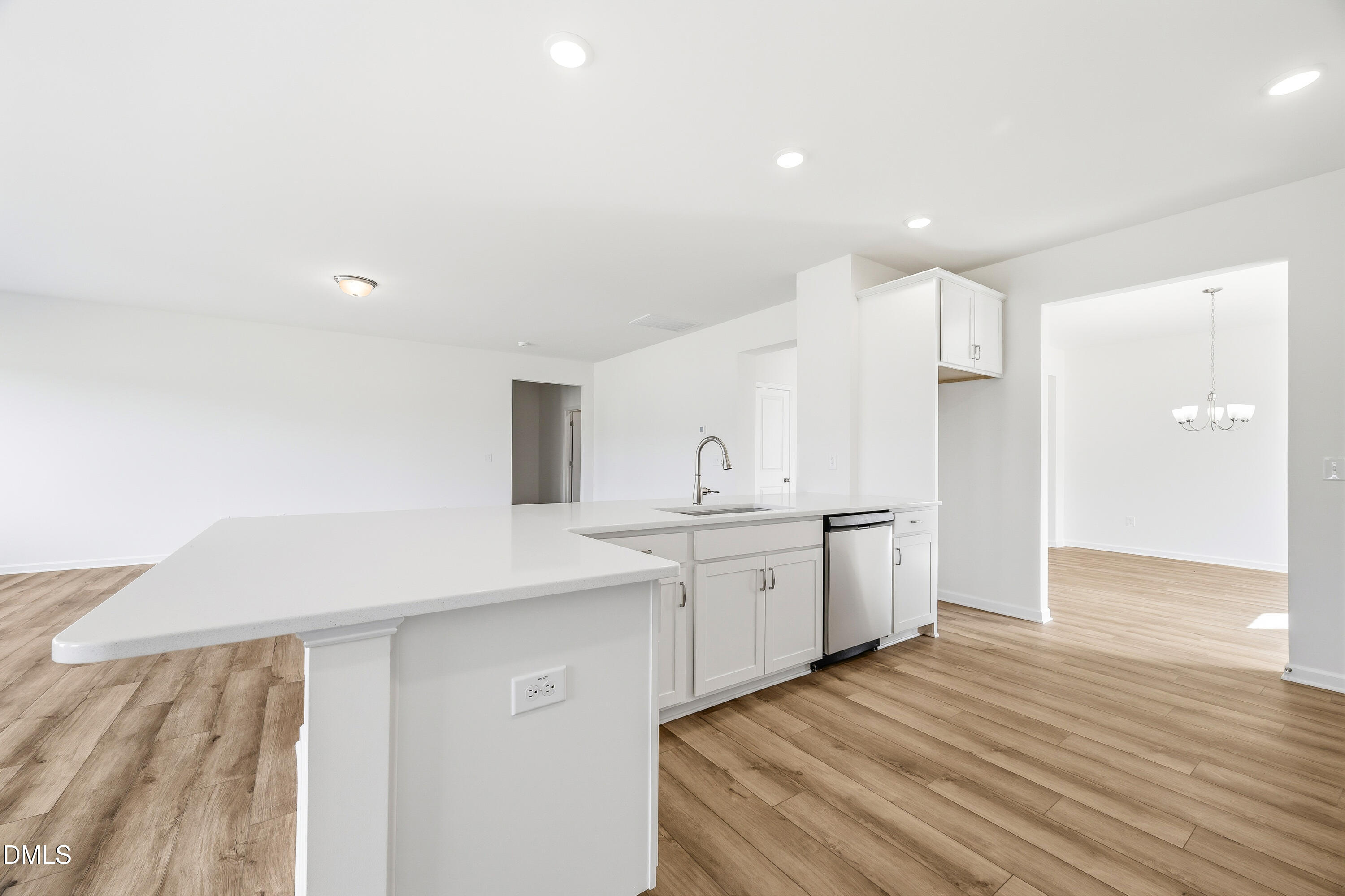47 Cheshire Farm Drive Property Photo 8