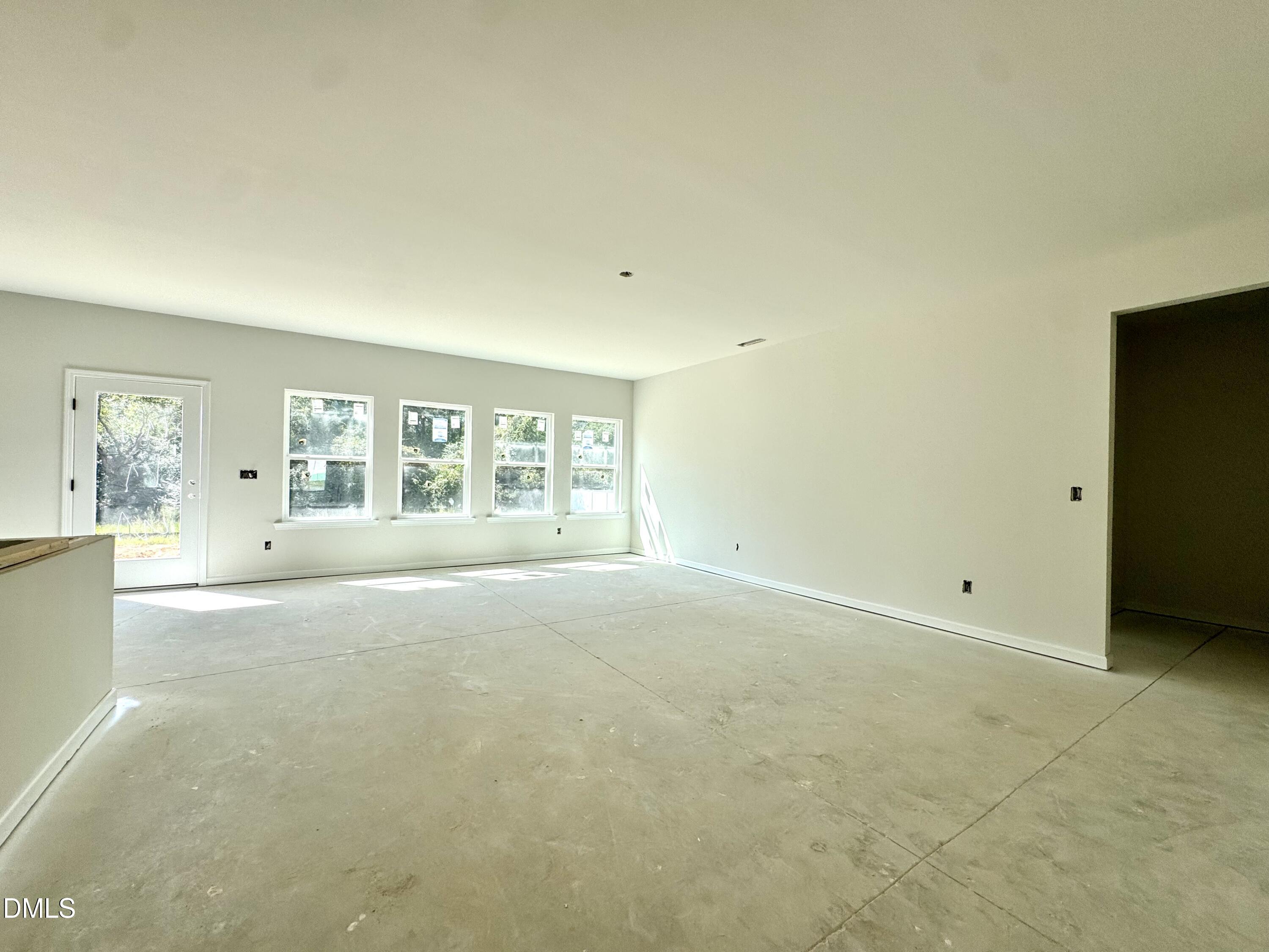 47 Cheshire Farm Drive Property Photo 11