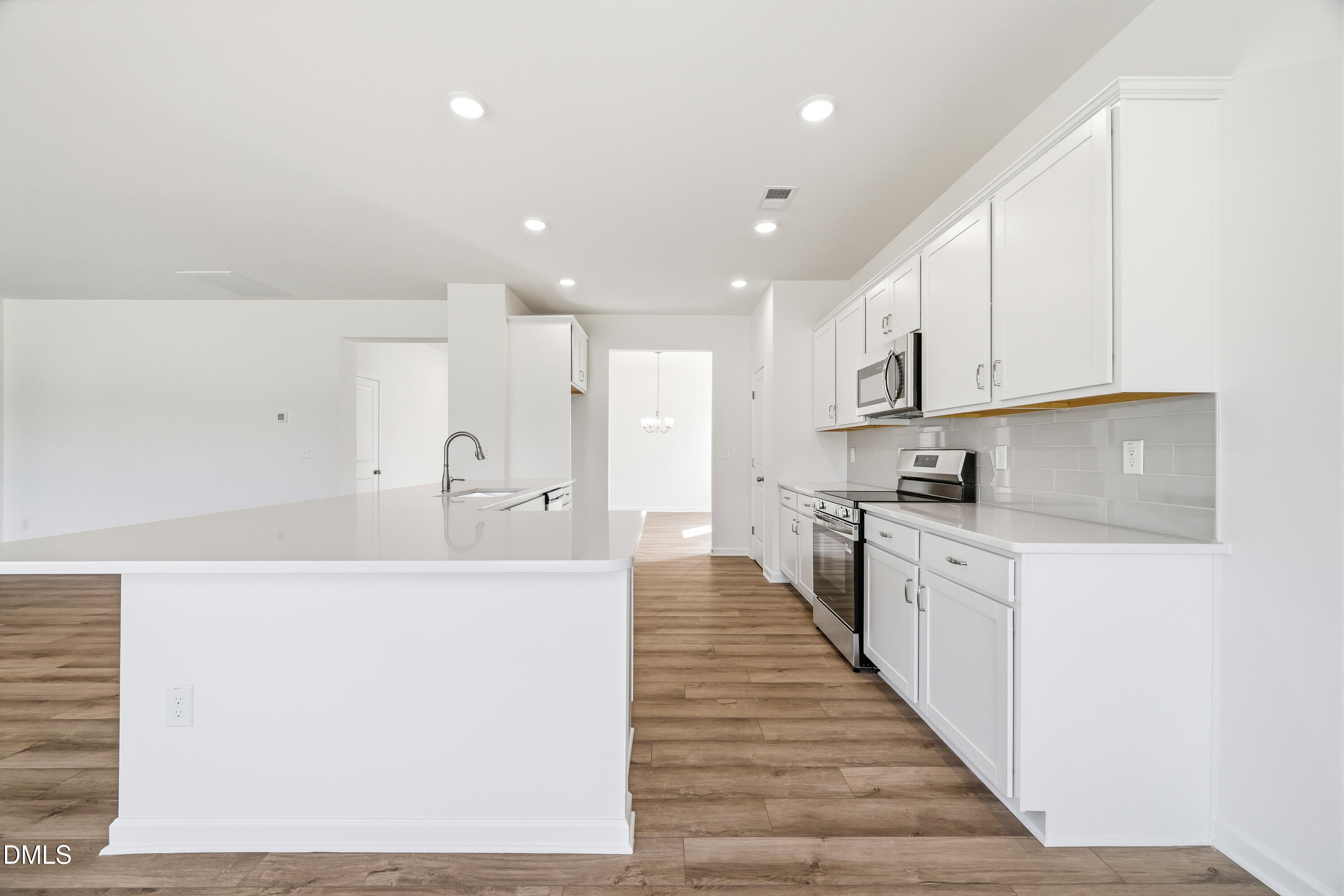 47 Cheshire Farm Drive Property Photo 12