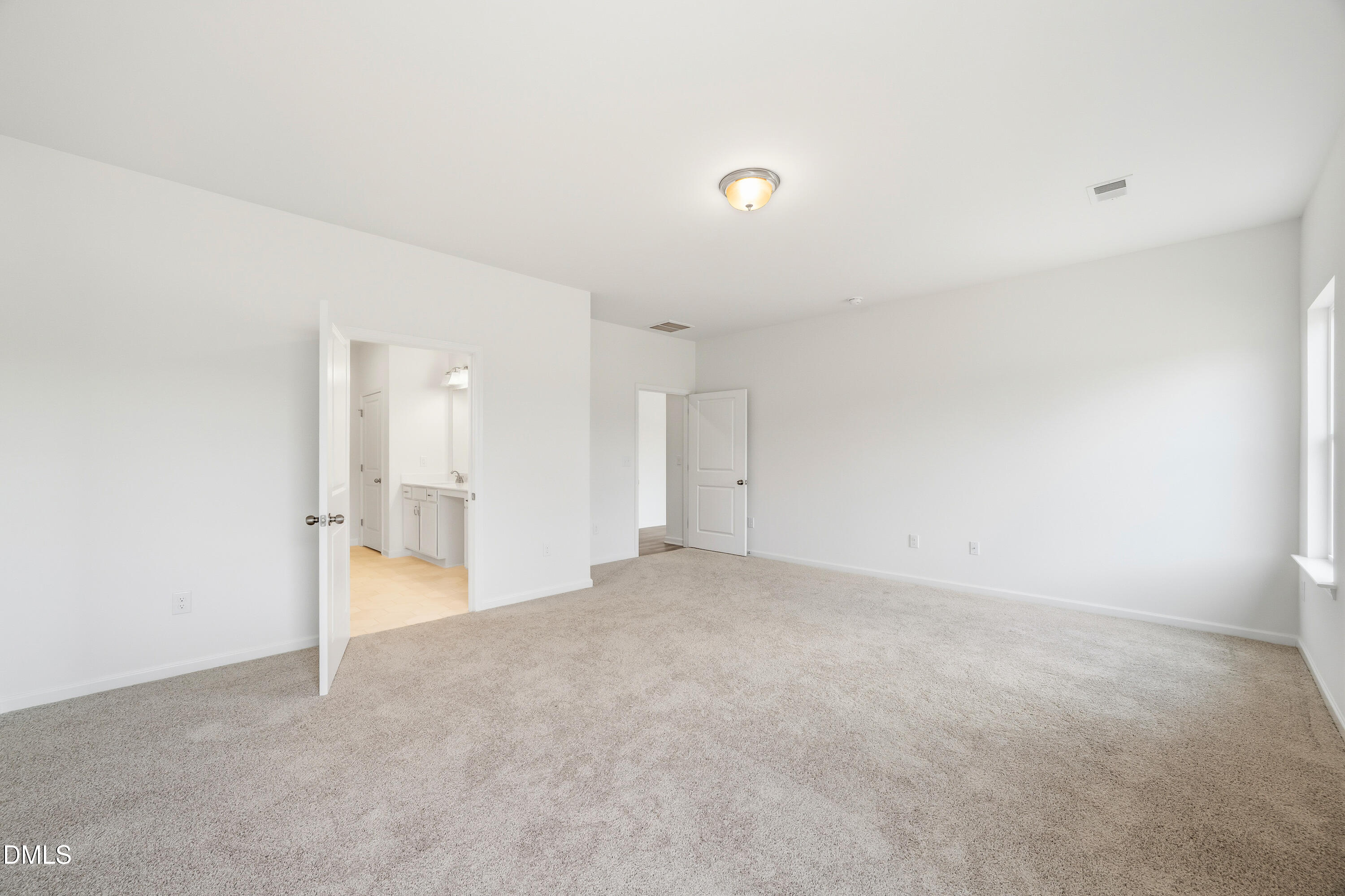 47 Cheshire Farm Drive Property Photo 22