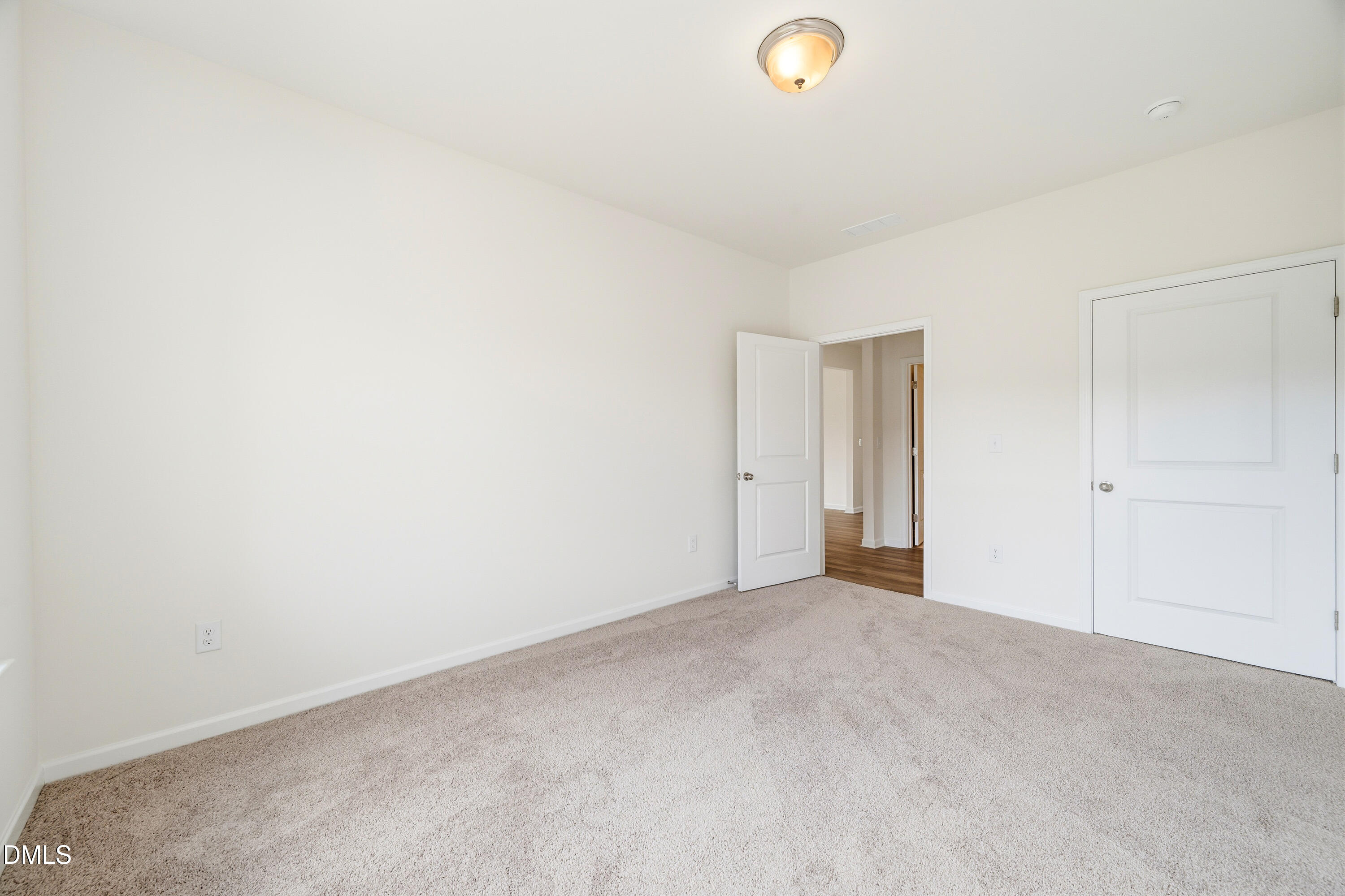 47 Cheshire Farm Drive Property Photo 28
