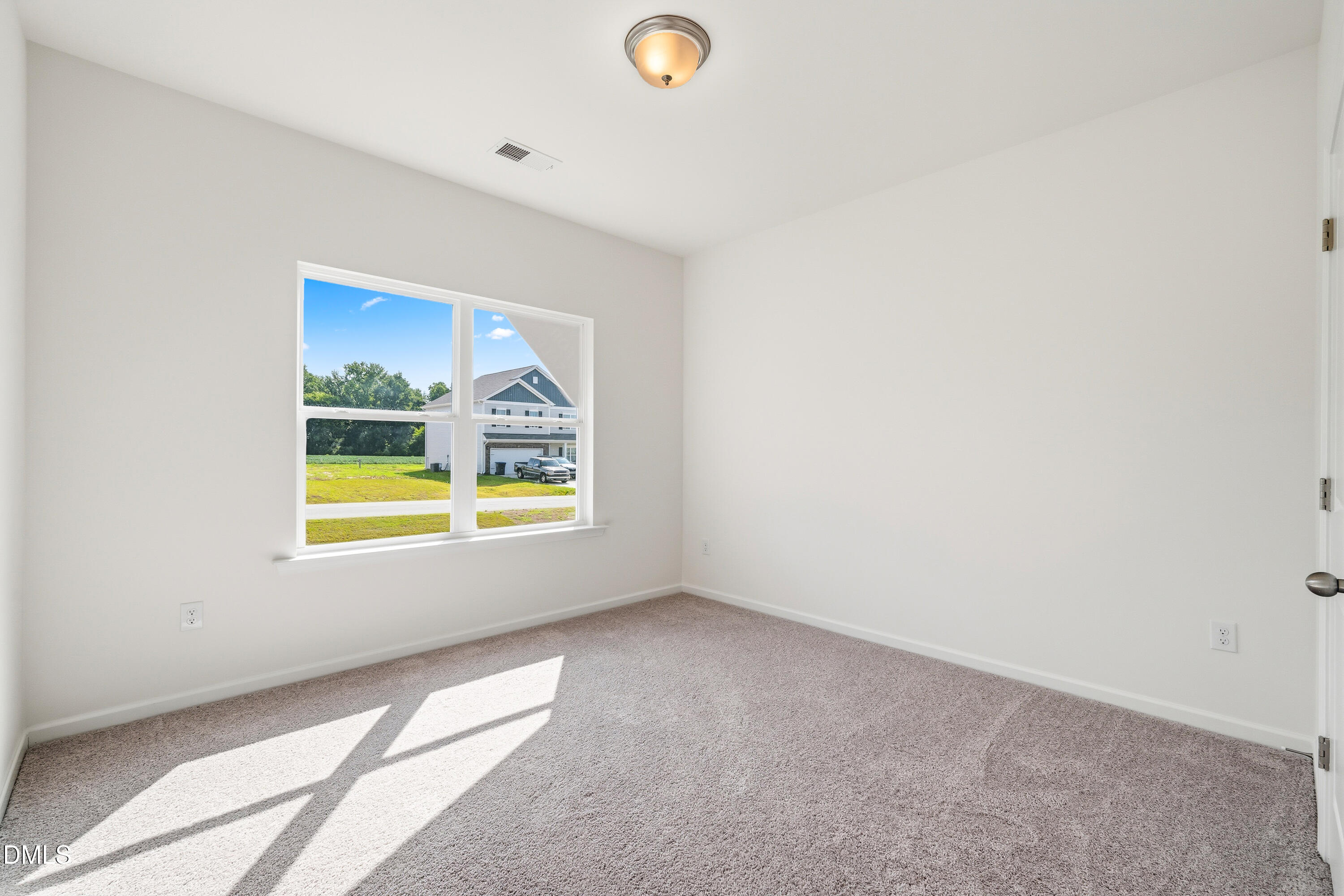 47 Cheshire Farm Drive Property Photo 30