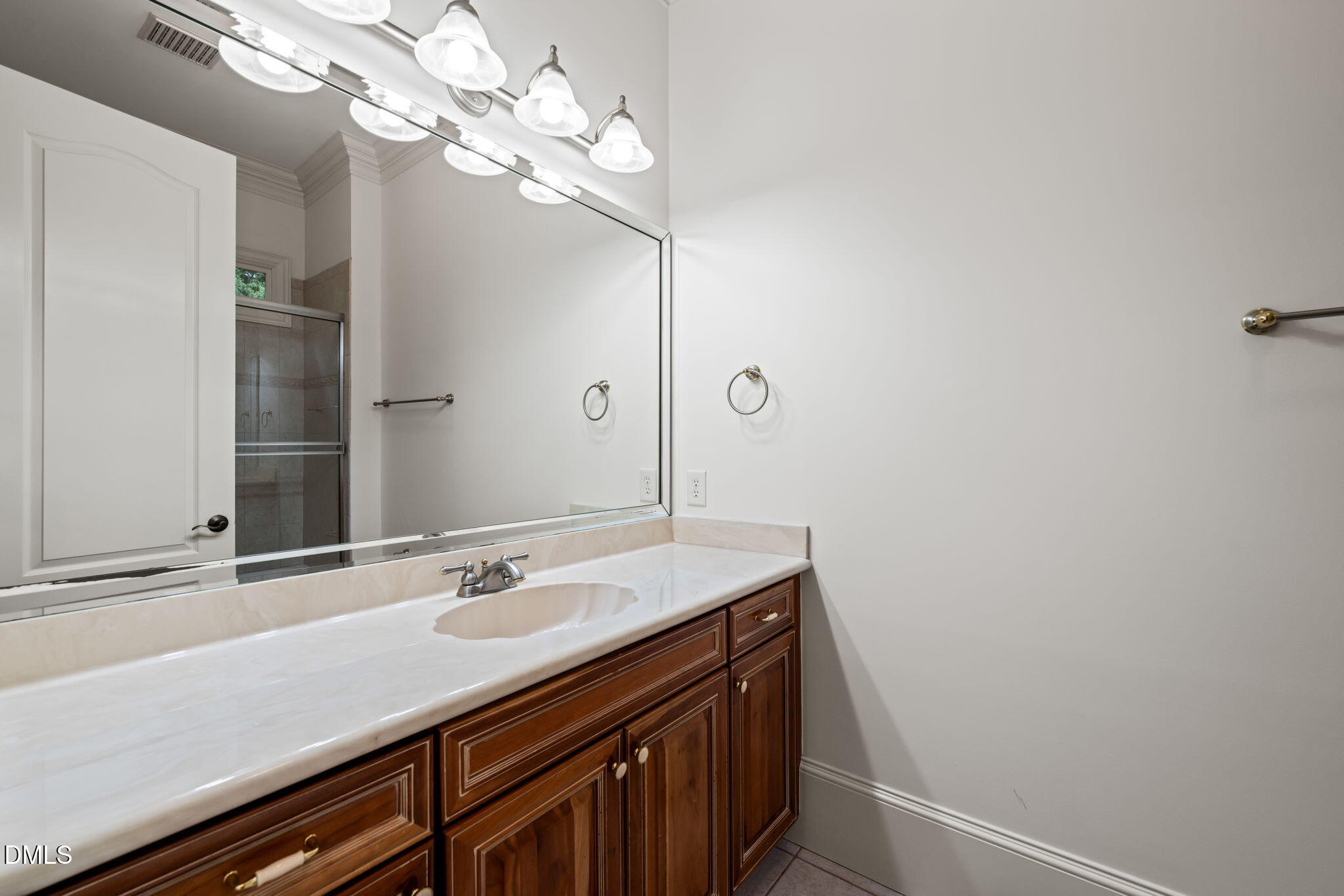 6116 Crescent Knoll Drive Property Photo 36