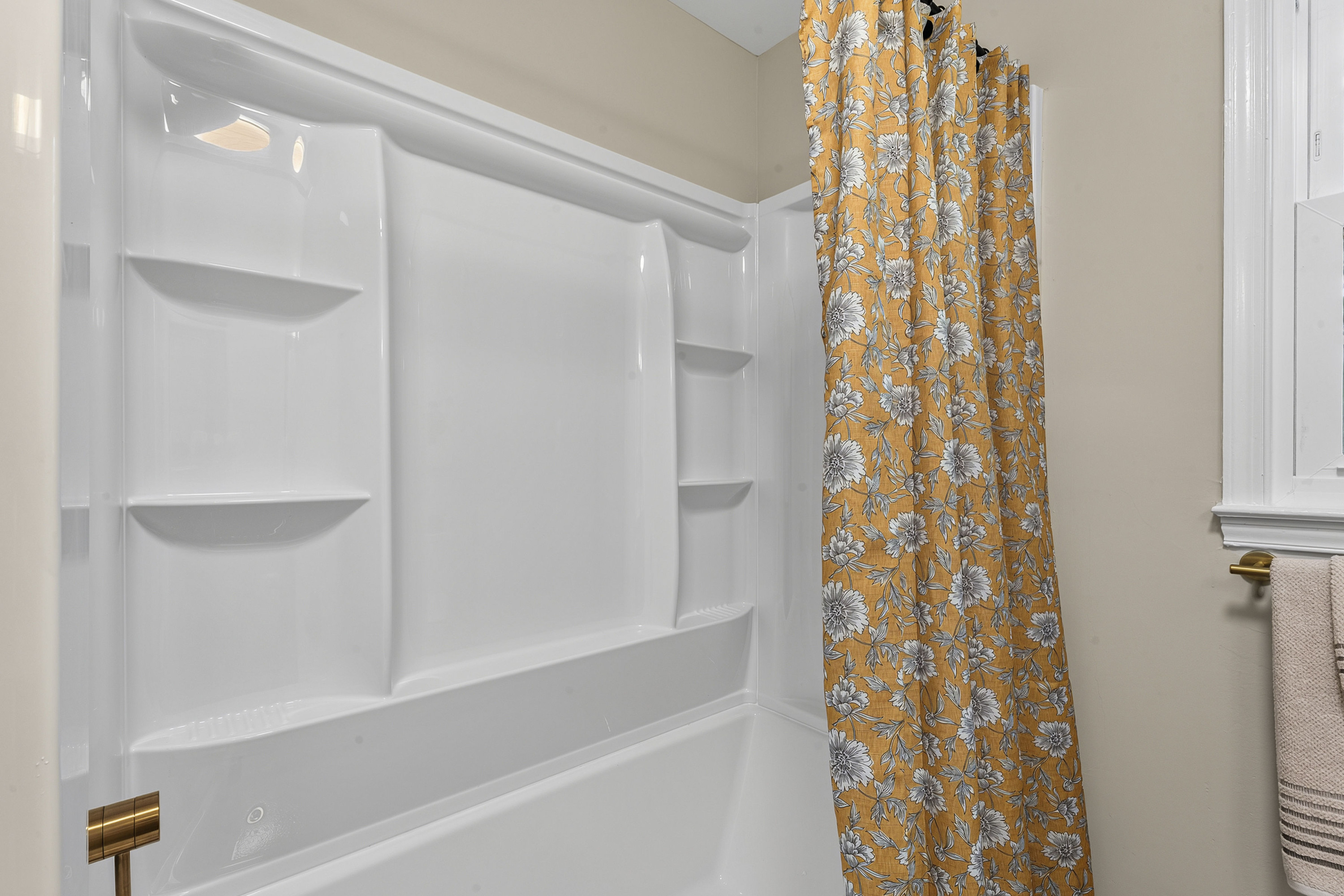 46 Dereck Drive Property Photo 16