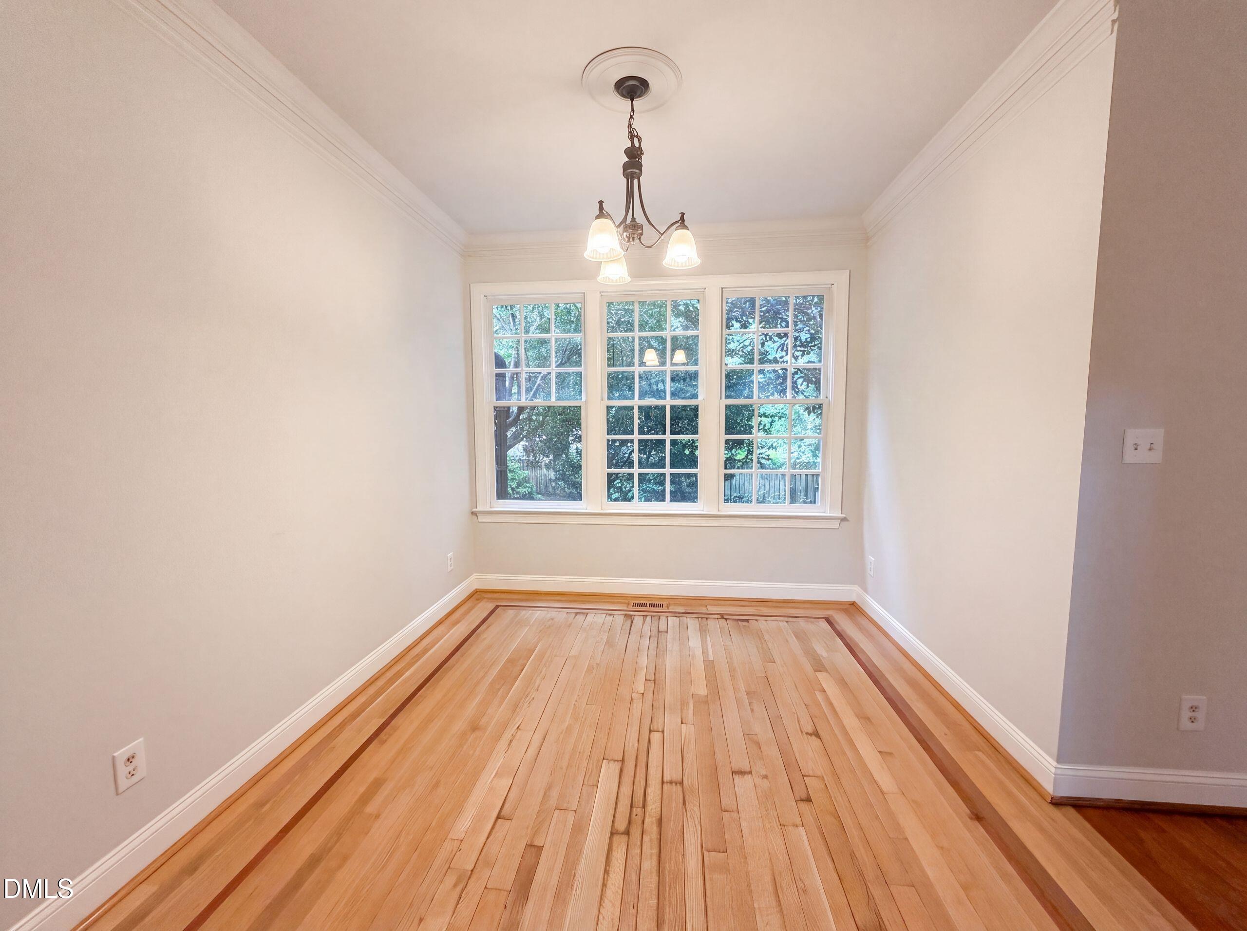 2220 Cushendun Lane Property Photo 6